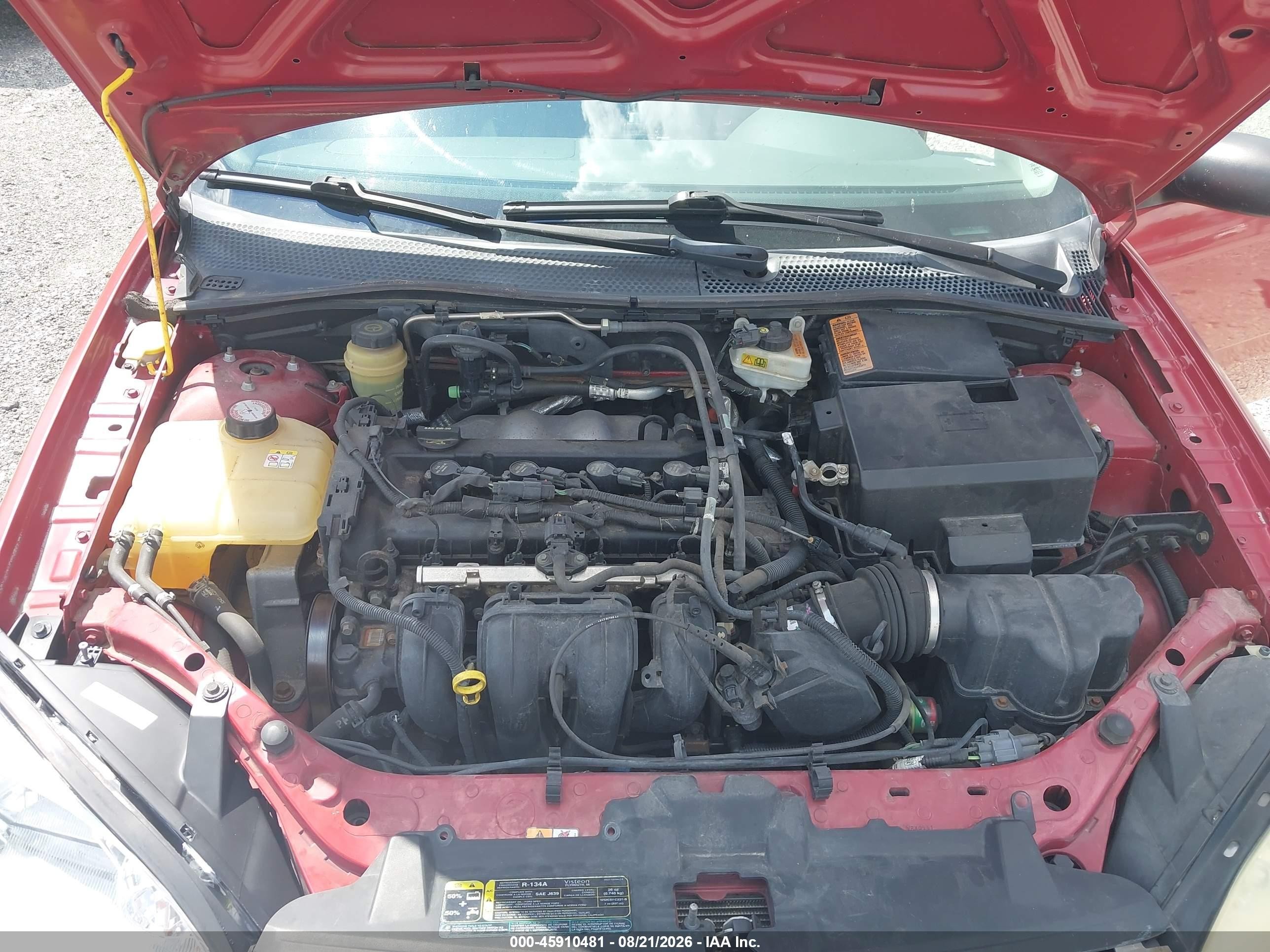 2005 Ford Focus Zxw Красный vin: 1FAFP36N65W120356