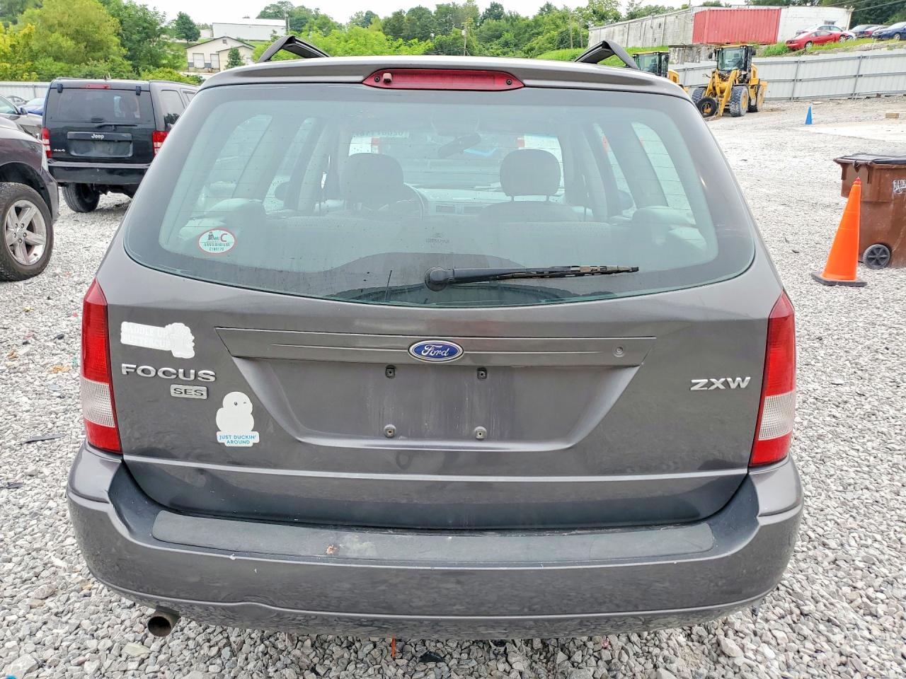 2005 Ford Focus Zxw Gray vin: 1FAFP36N65W148089
