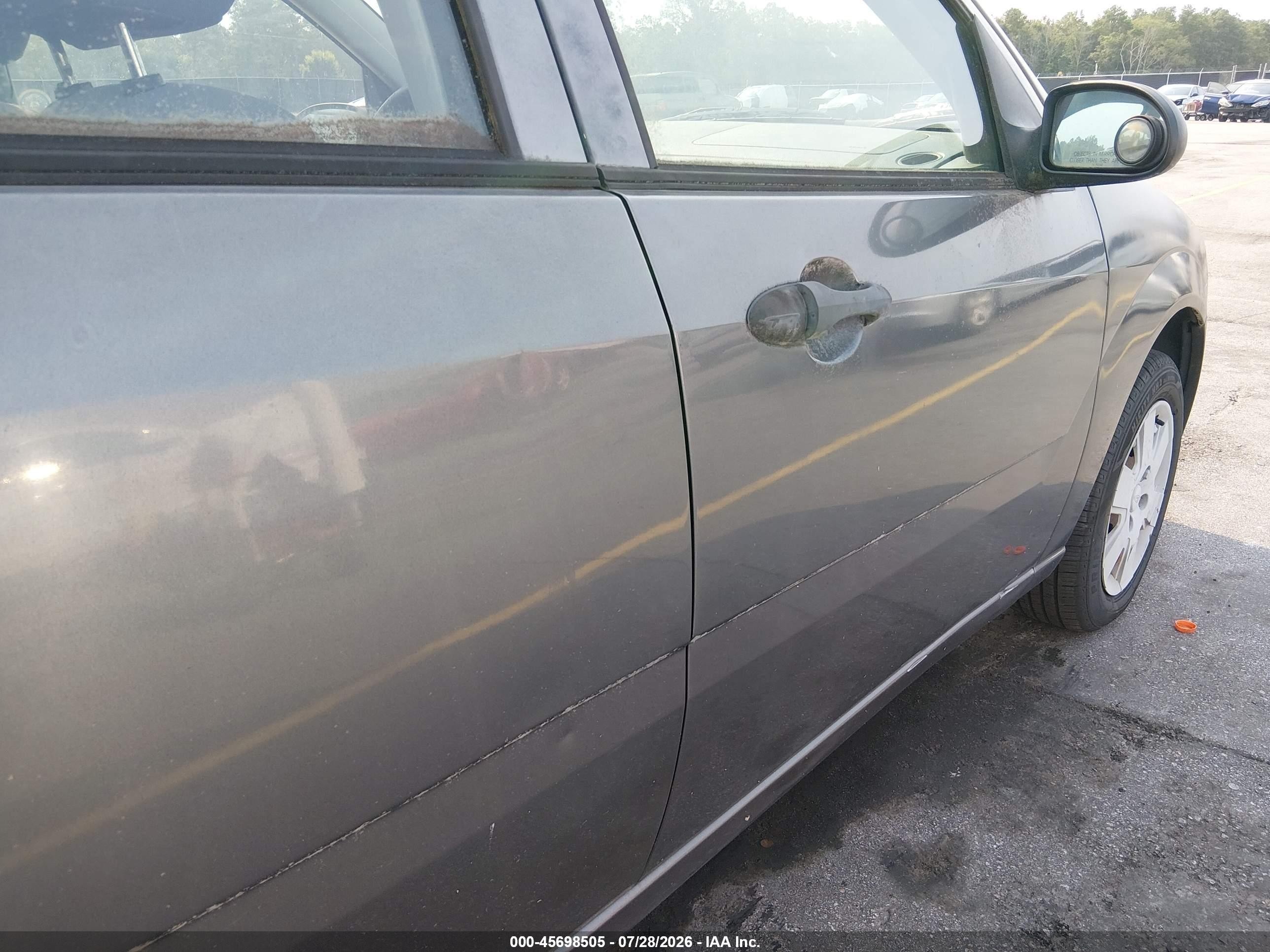 2007 Ford Focus Se/ses Gray vin: 1FAFP36N87W224804