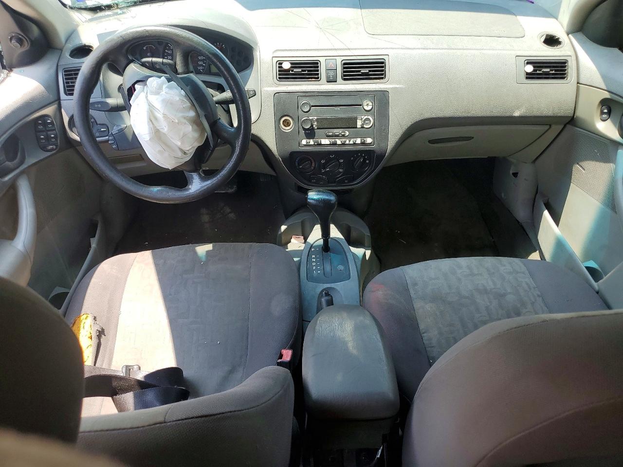 2005 Ford Focus Zxw Silver vin: 1FAFP36N95W245948