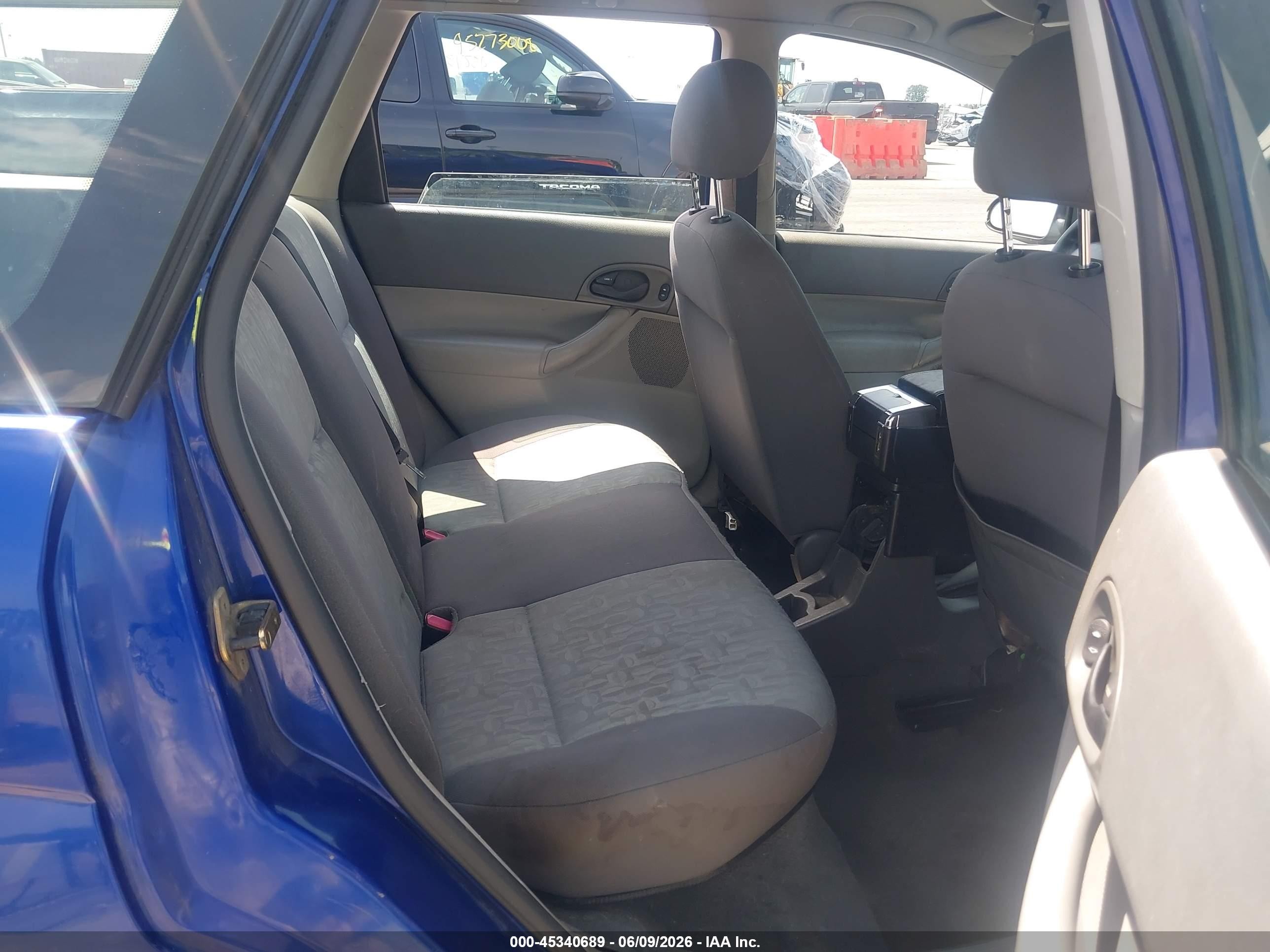 2005 Ford Focus Zxw Blue vin: 1FAFP36NX5W215518