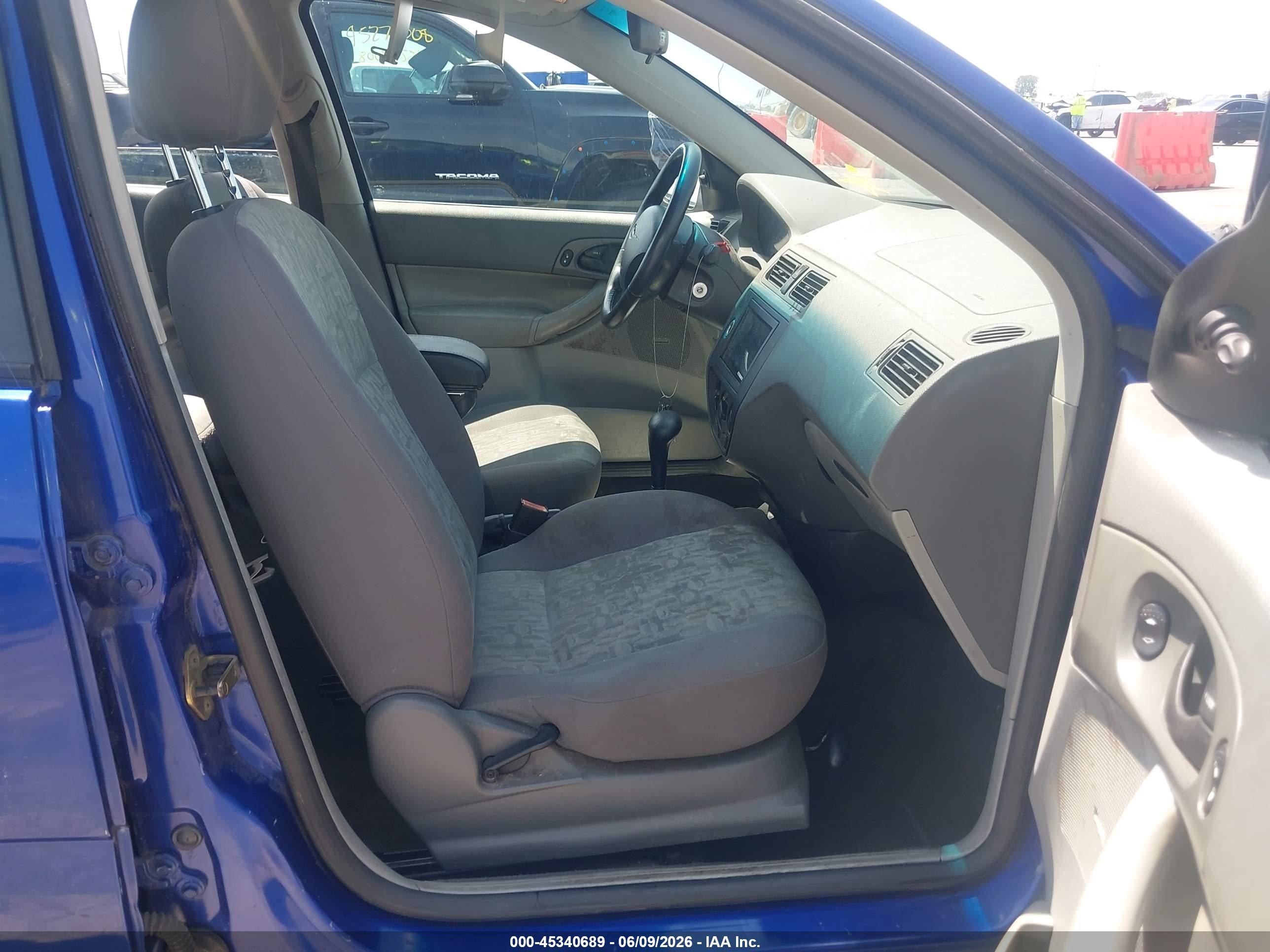 2005 Ford Focus Zxw Blue vin: 1FAFP36NX5W215518
