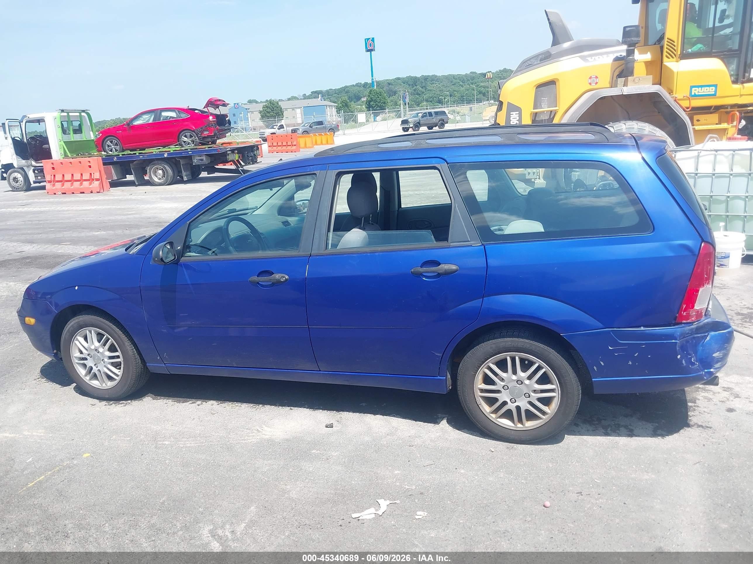 2005 Ford Focus Zxw Blue vin: 1FAFP36NX5W215518