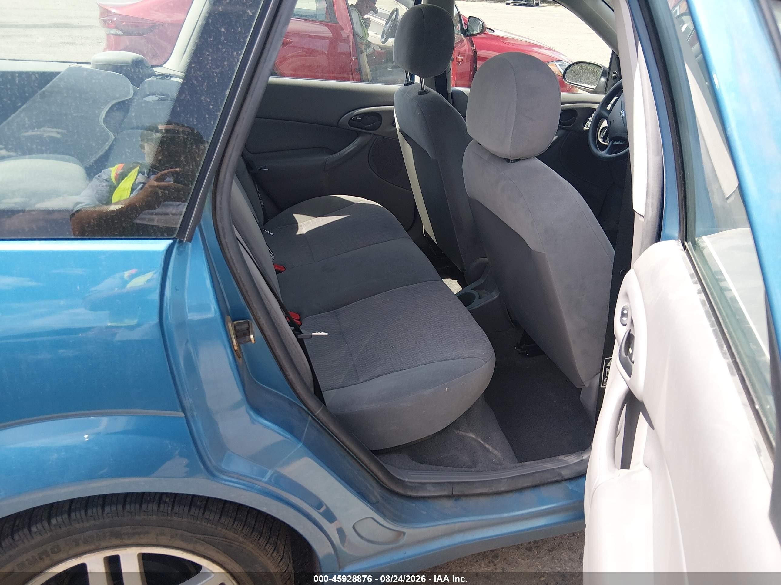 2000 Ford Focus Se/se Comfort Синий vin: 1FAFP36P8YW403377