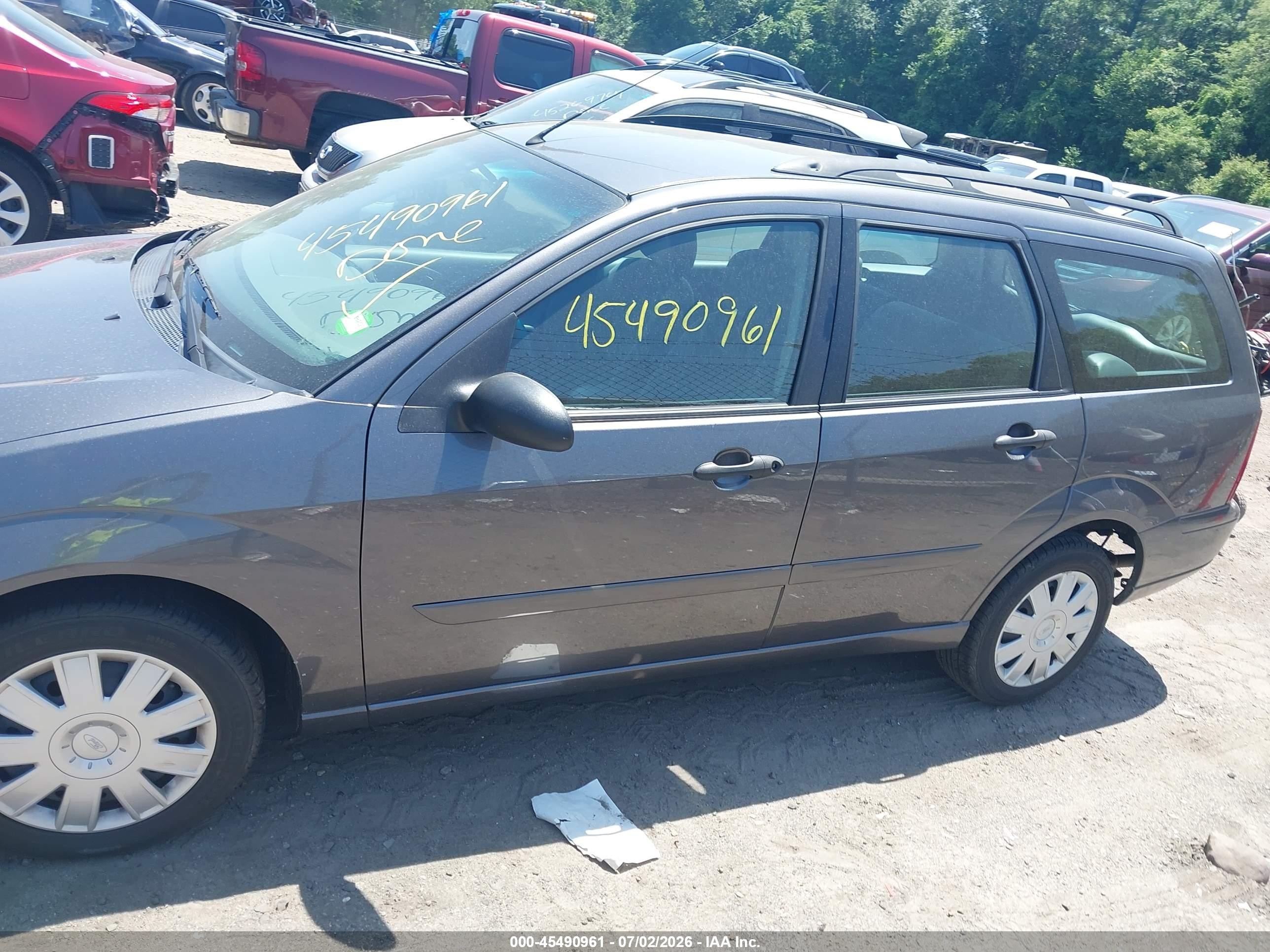 2004 Ford Focus Se Gray vin: 1FAFP36Z84W153232
