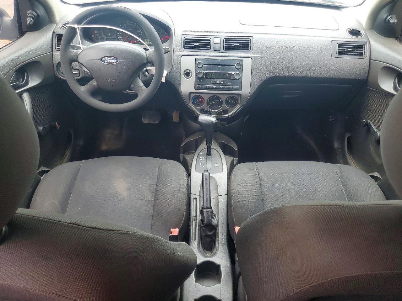 2007 Ford Focus Zx5 Silver vin: 1FAFP37N17W324077