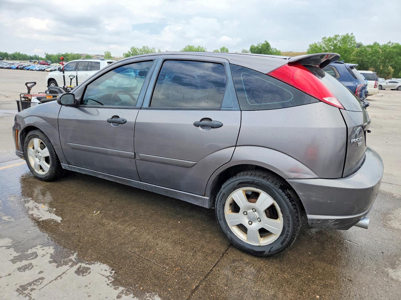 2007 Ford Focus Zx5 Gray vin: 1FAFP37N37W199597