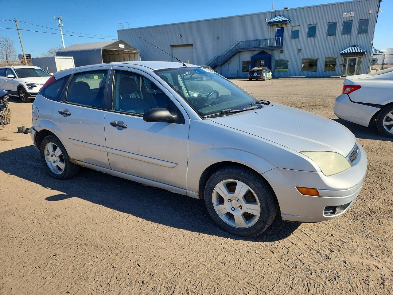 2007 Ford Focus Zx5 Gray vin: 1FAFP37N87W100353