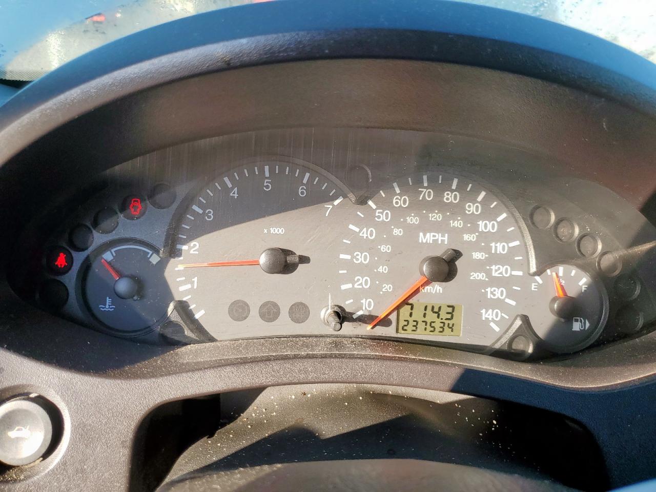 2007 Ford Focus Zx5 Серебряный vin: 1FAFP37N87W174937