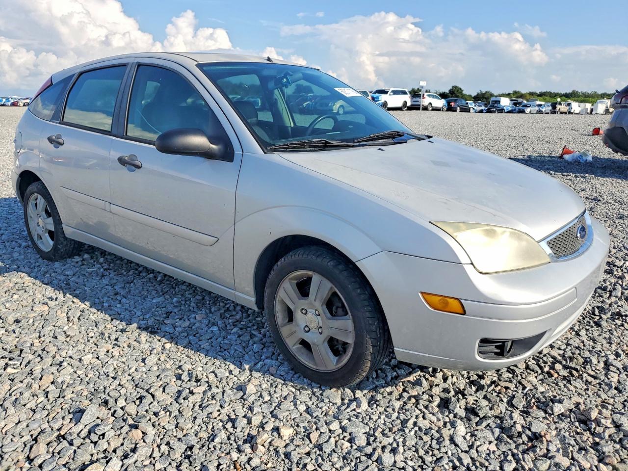 2007 Ford Focus Zx5 Серебряный vin: 1FAFP37N87W311908