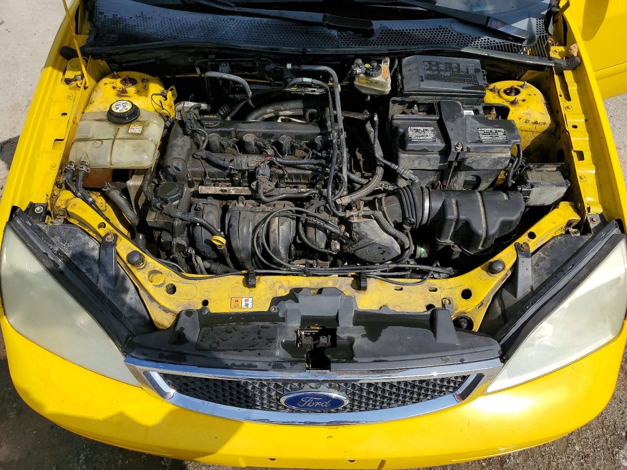 2006 Ford Focus Zx5 Yellow vin: 1FAFP37NX6W236420