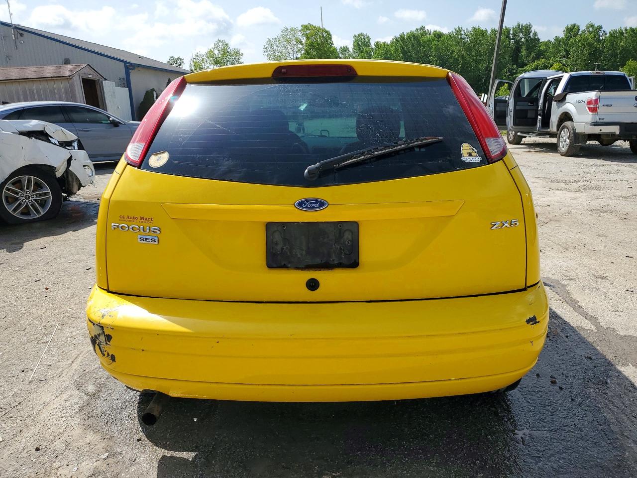 2006 Ford Focus Zx5 Yellow vin: 1FAFP37NX6W236420