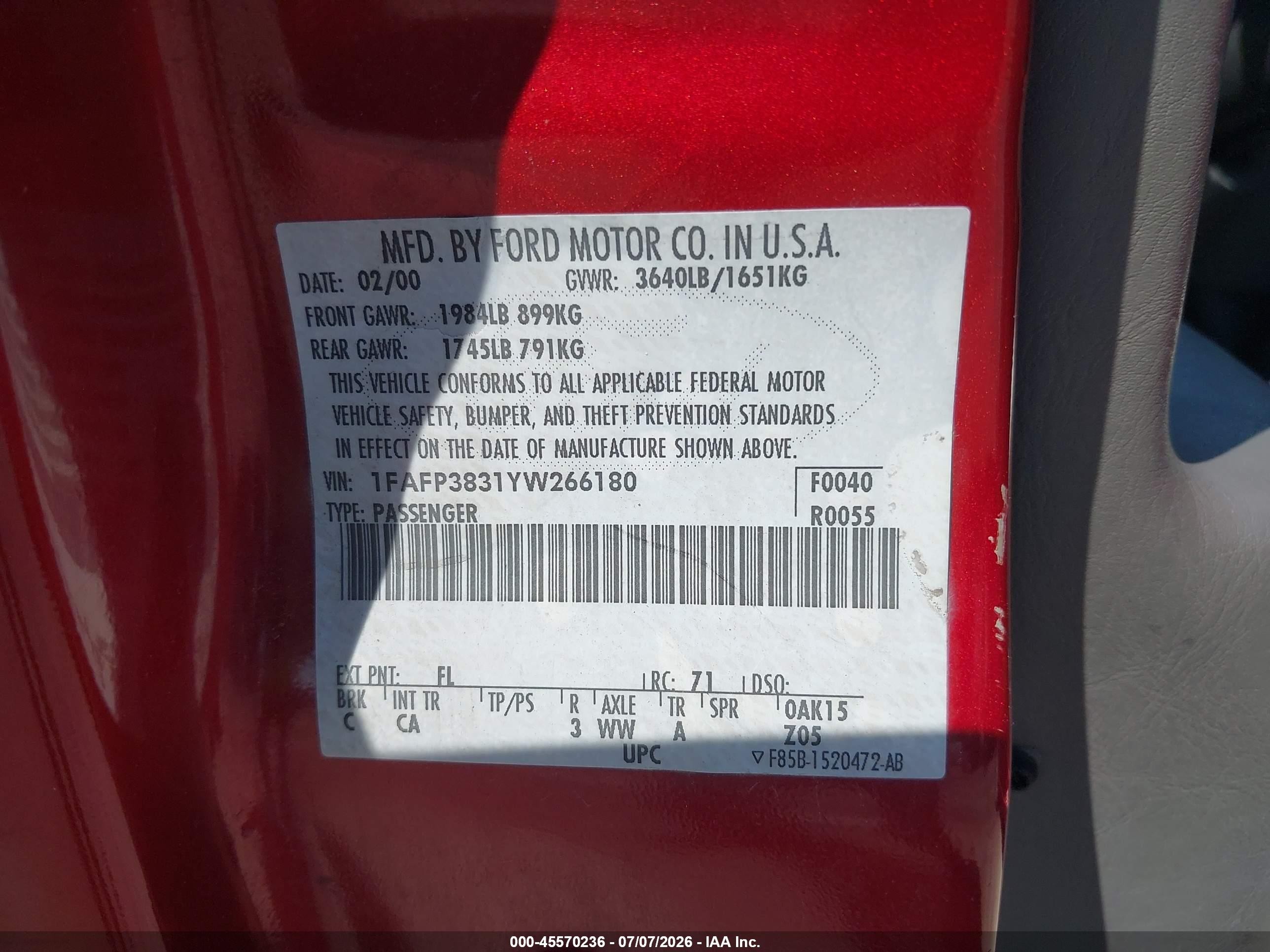 2000 Ford Focus Zts Maroon vin: 1FAFP3831YW266180
