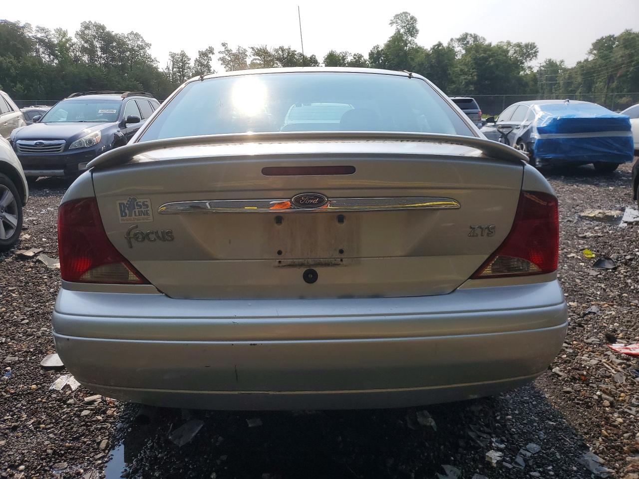 2002 Ford Focus Zts Silver vin: 1FAFP38382W152037