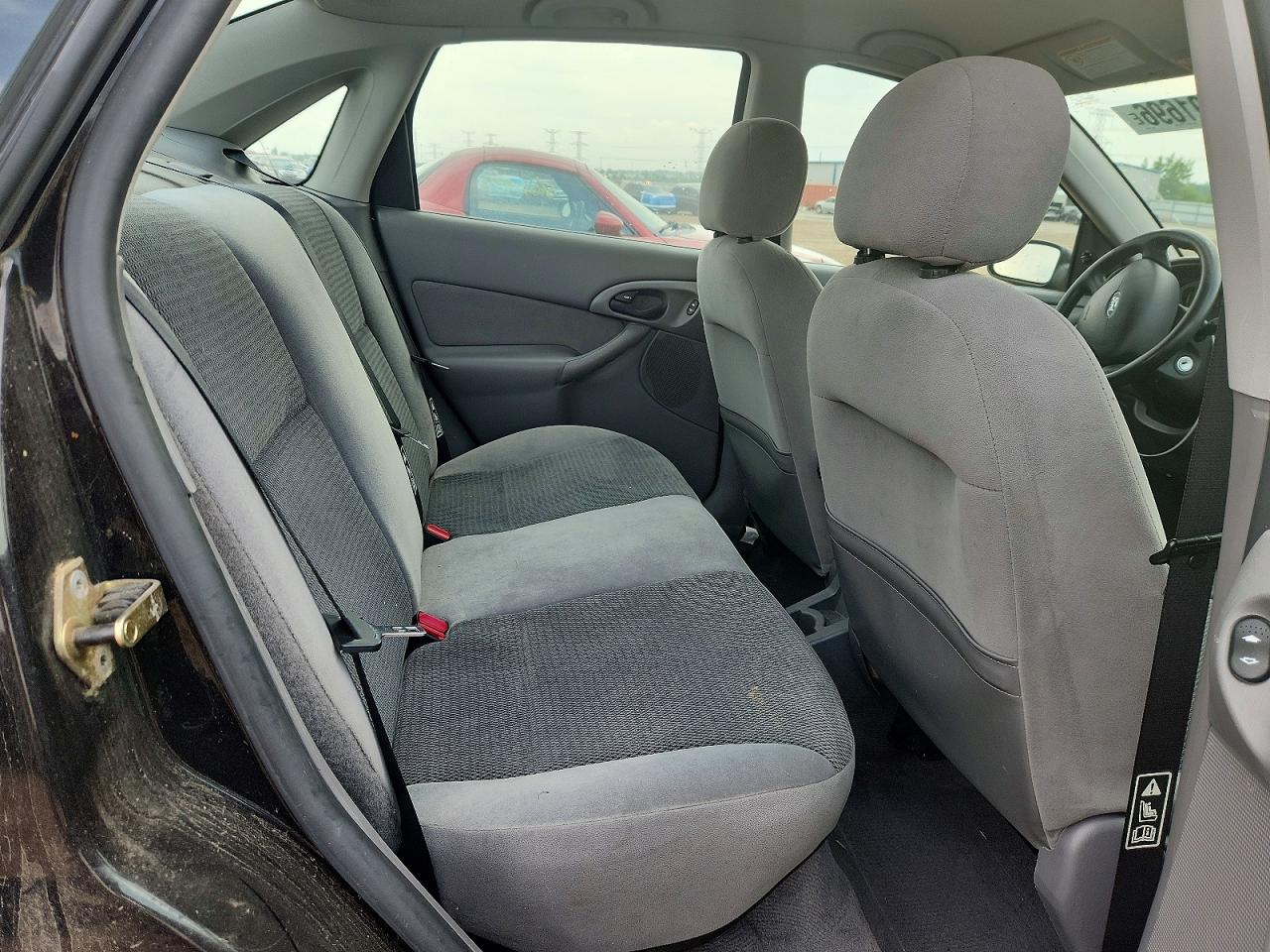 2002 Ford Focus Zts Черный vin: 1FAFP38382W307525