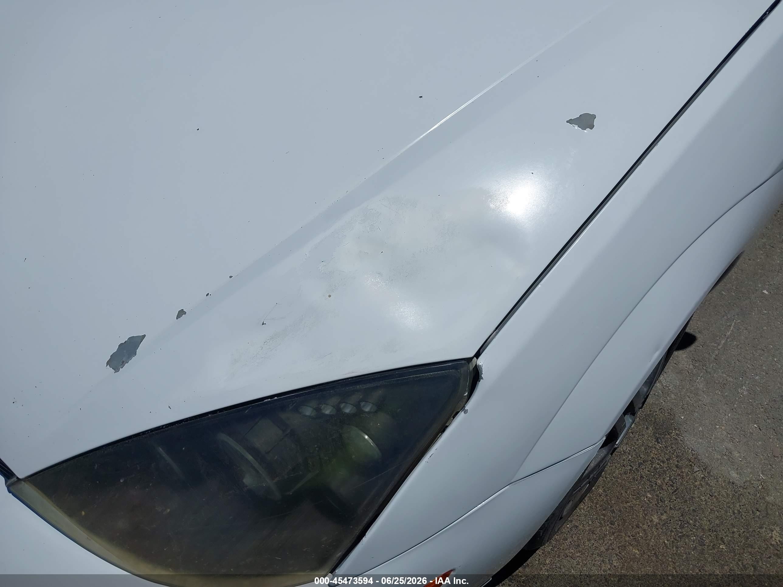 2004 Ford Focus Zts White vin: 1FAFP38Z04W181832