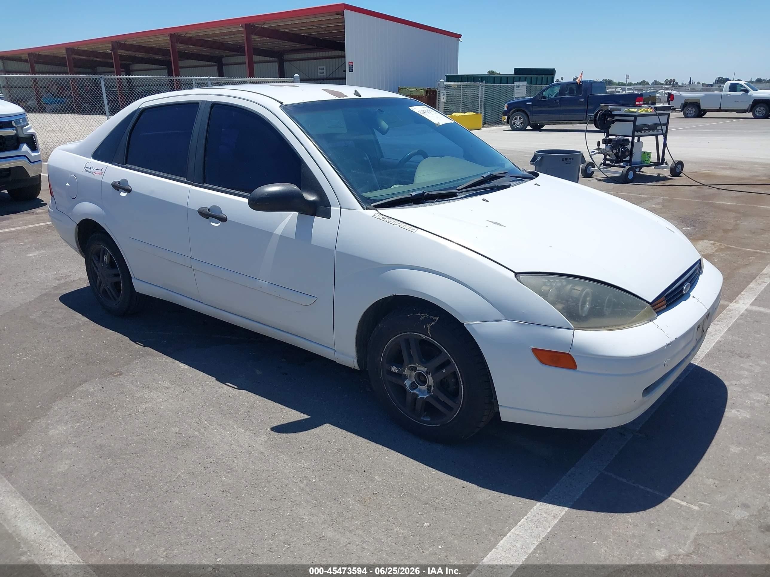 2004 Ford Focus Zts White vin: 1FAFP38Z04W181832