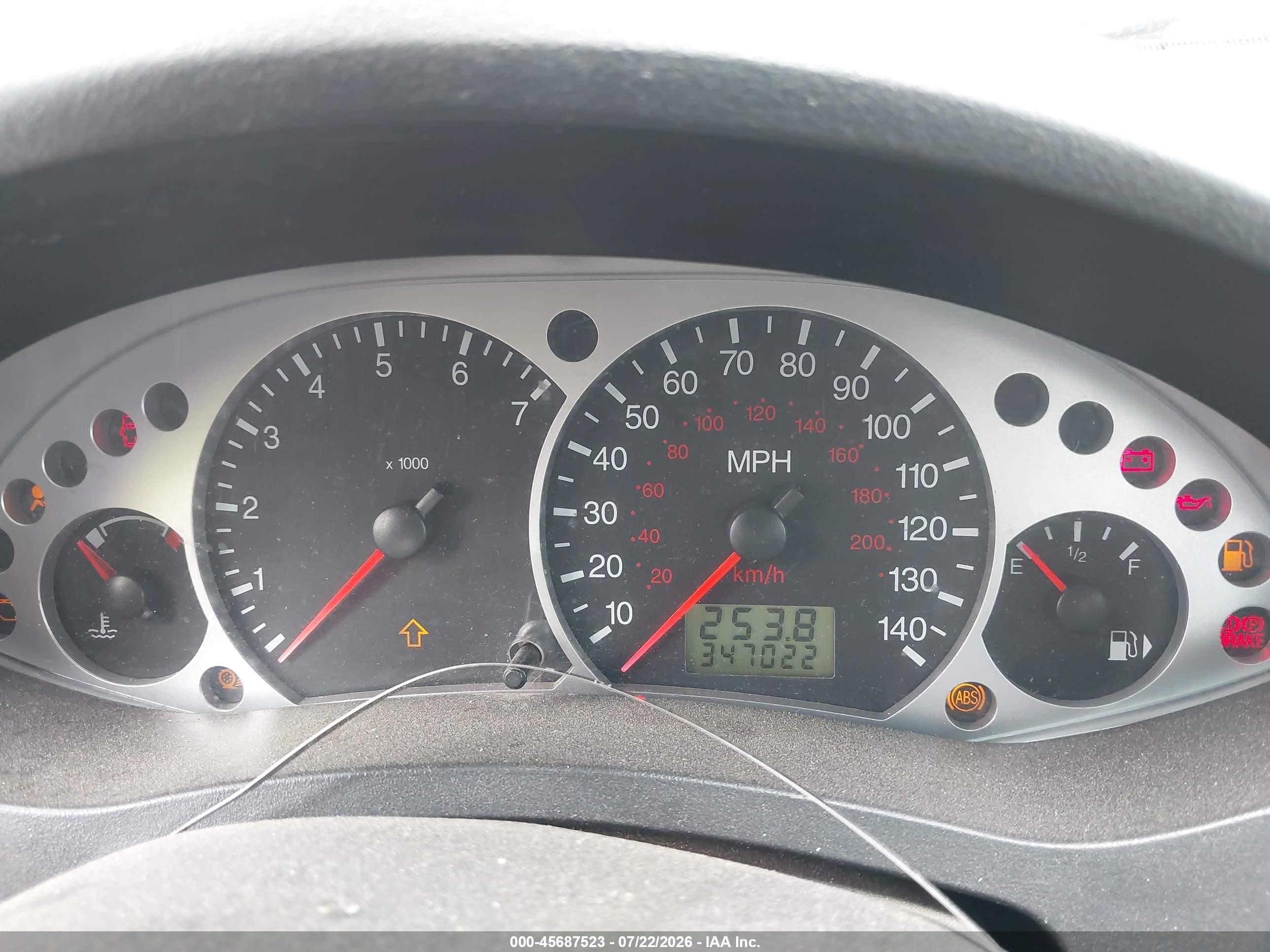 2005 Ford Focus Zx4 Silver vin: 1FAFP38Z05W282385