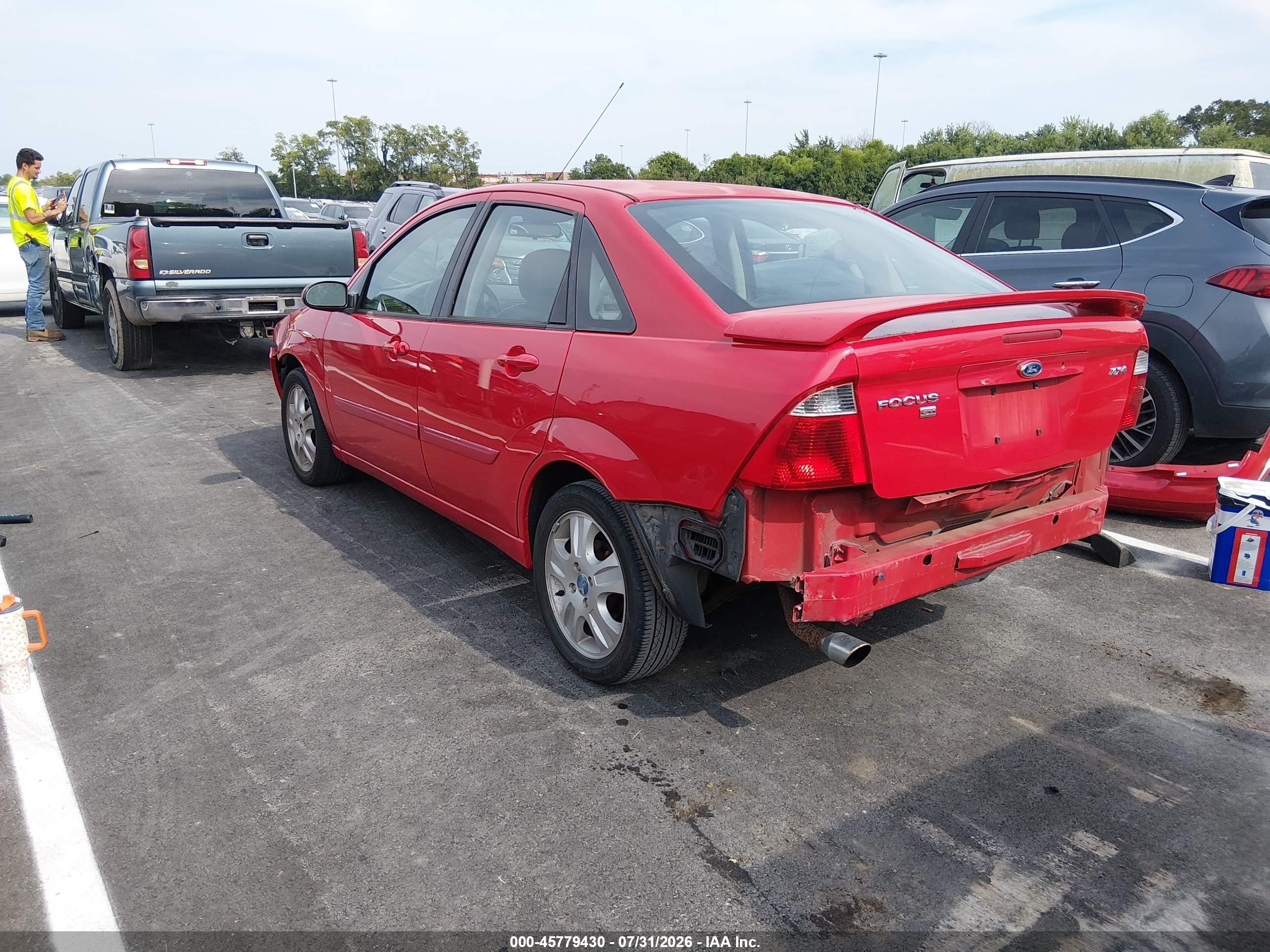 2006 Ford Focus Zx4 Red vin: 1FAFP38Z06W134142