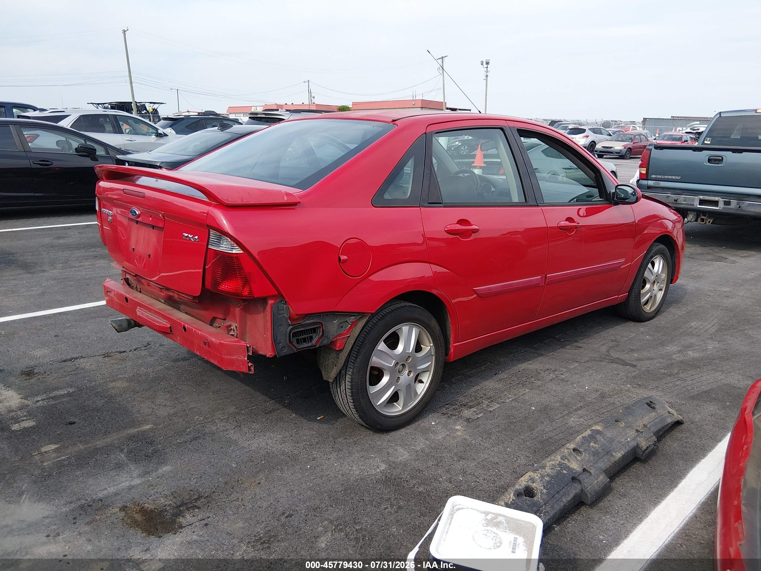 2006 Ford Focus Zx4 Red vin: 1FAFP38Z06W134142