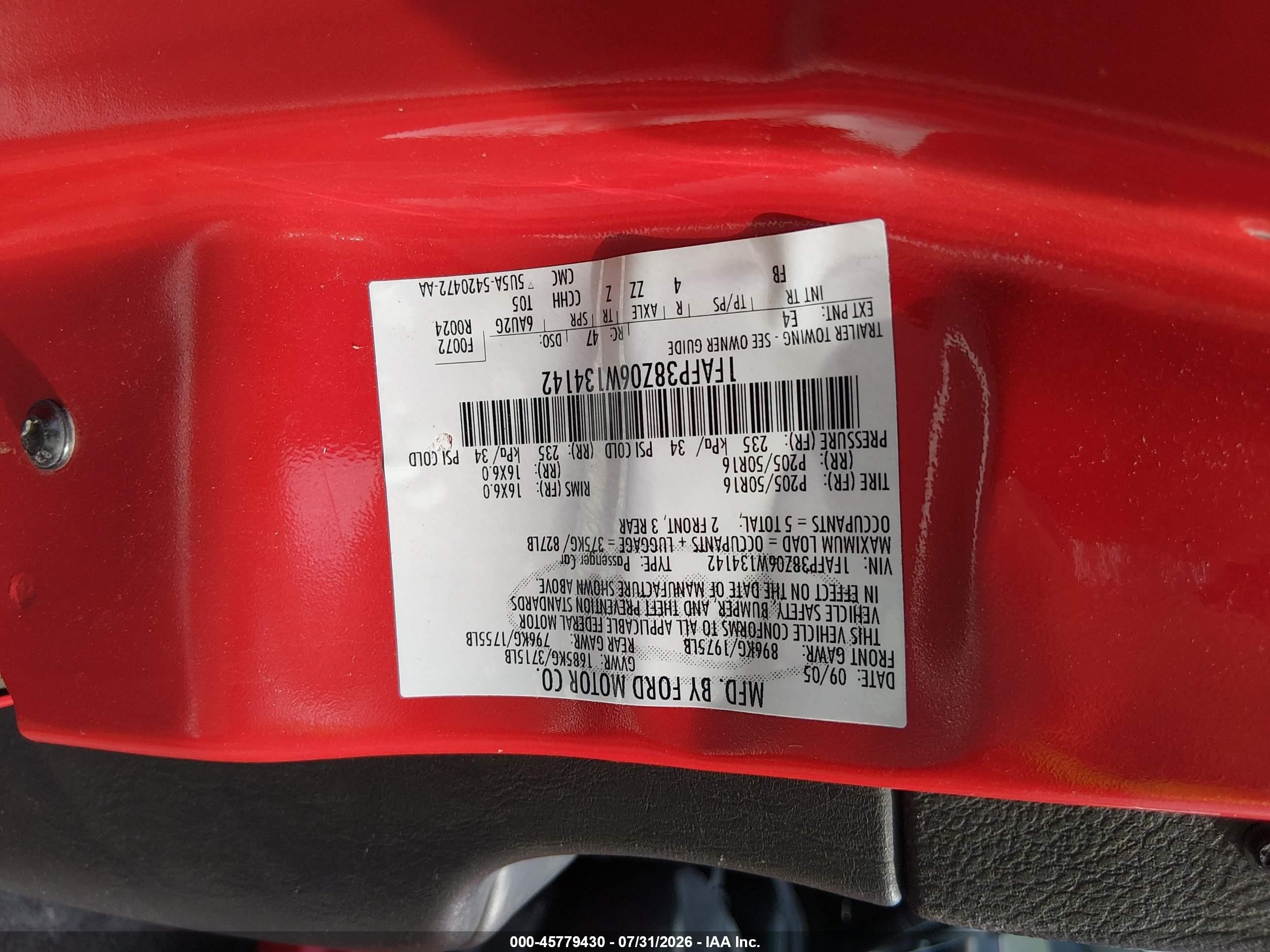 2006 Ford Focus Zx4 Red vin: 1FAFP38Z06W134142