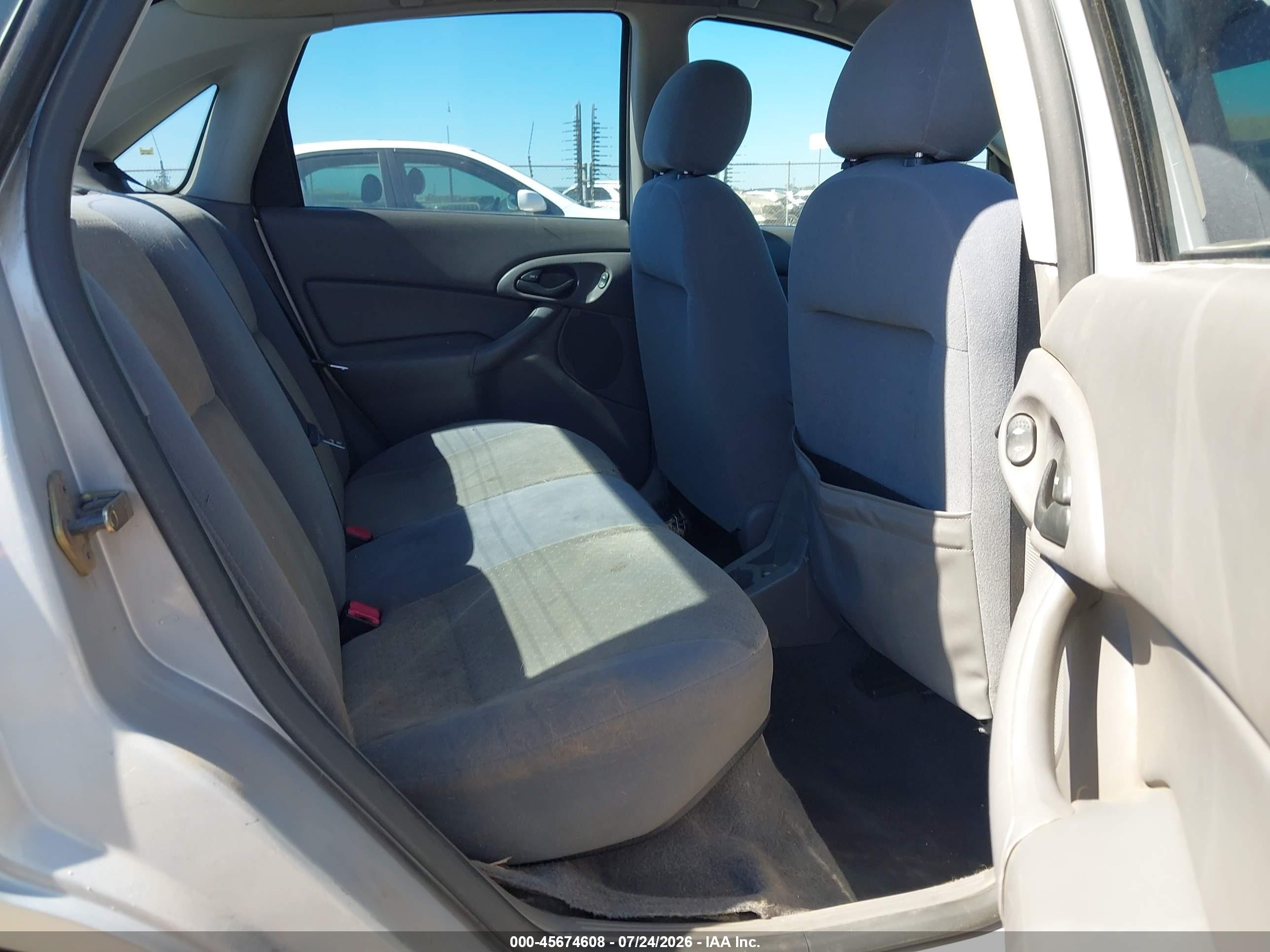2004 Ford Focus Zts Серебряный vin: 1FAFP38Z24W119445