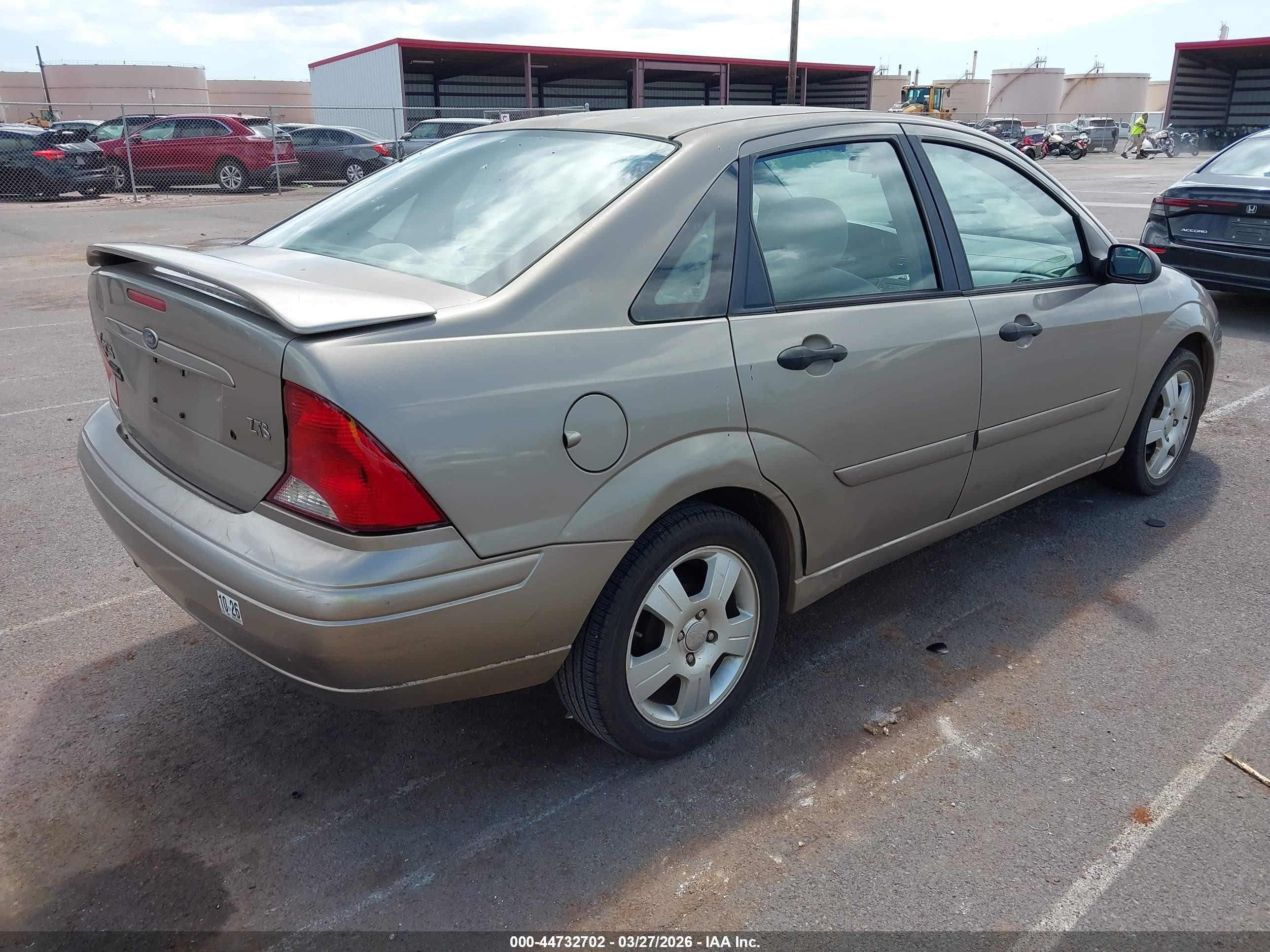2004 Ford Focus Zts Champagne vin: 1FAFP38Z24W162375