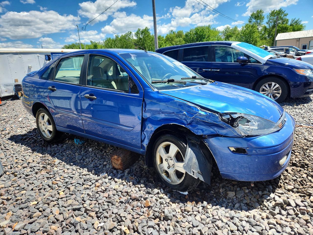 2004 Ford Focus Zts Blue vin: 1FAFP38Z34W107837