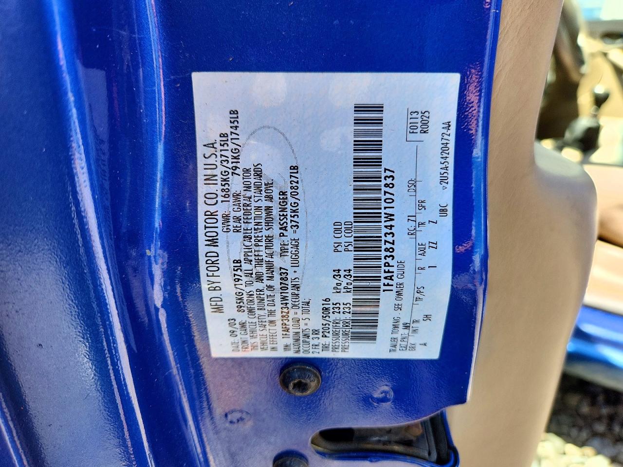 2004 Ford Focus Zts Blue vin: 1FAFP38Z34W107837