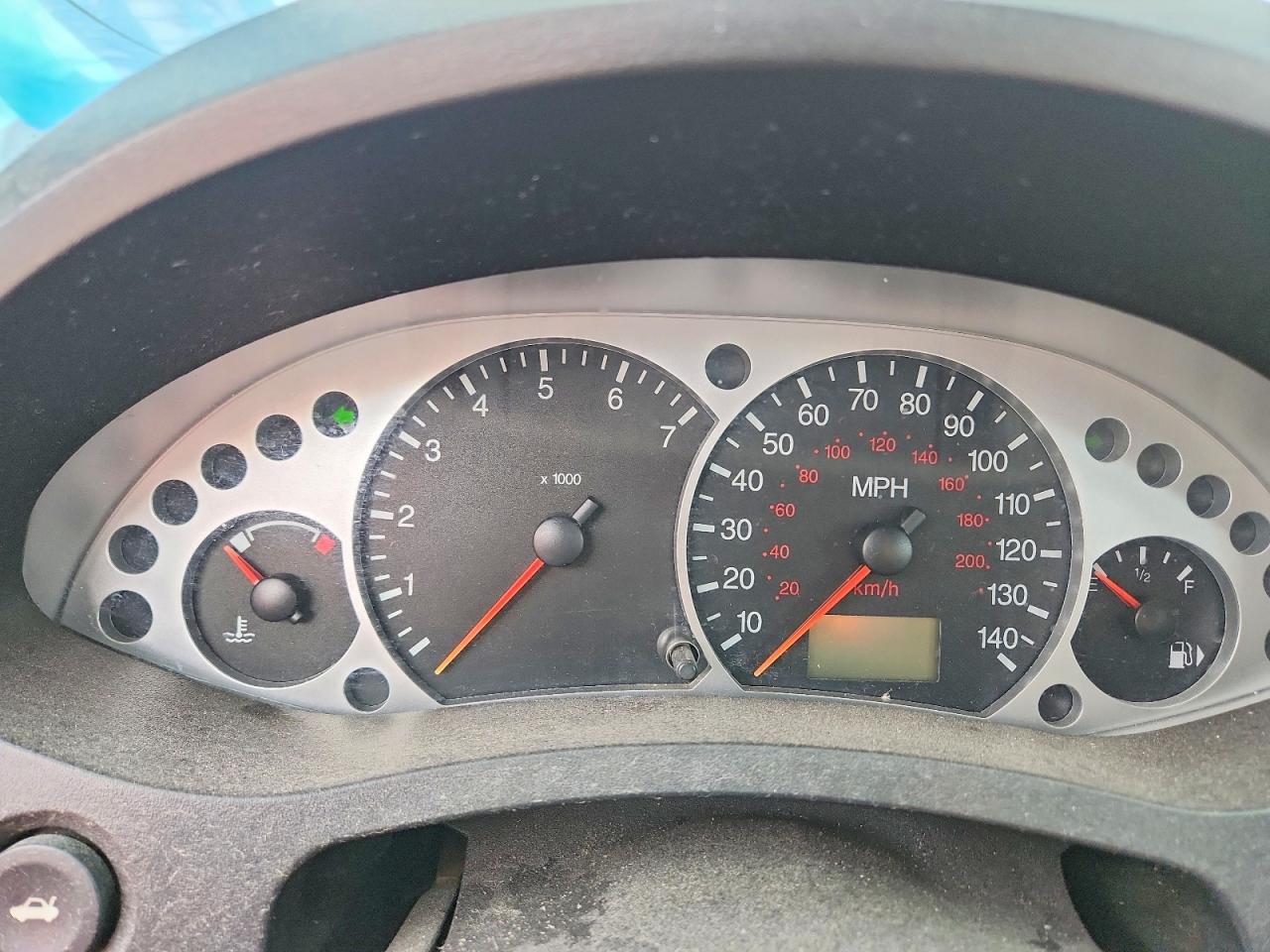 2005 Ford Focus Gray vin: 1FAFP38Z95W132632