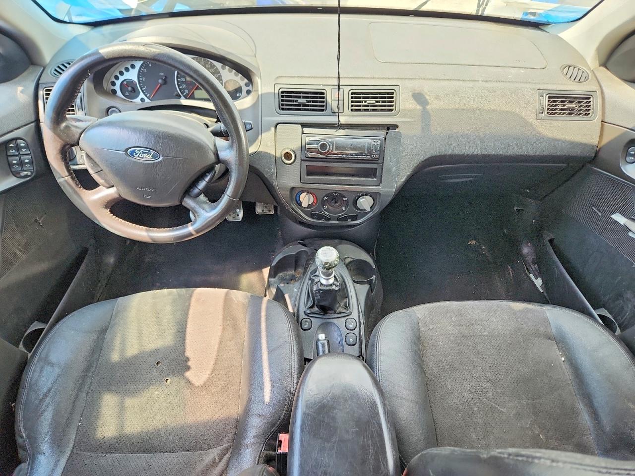 2005 Ford Focus Gray vin: 1FAFP38Z95W132632