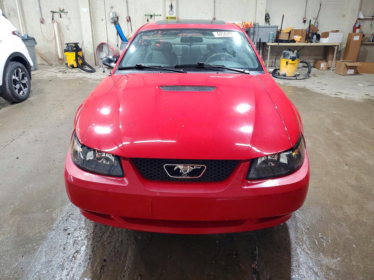 2002 Ford Mustang Red vin: 1FAFP40402F135050