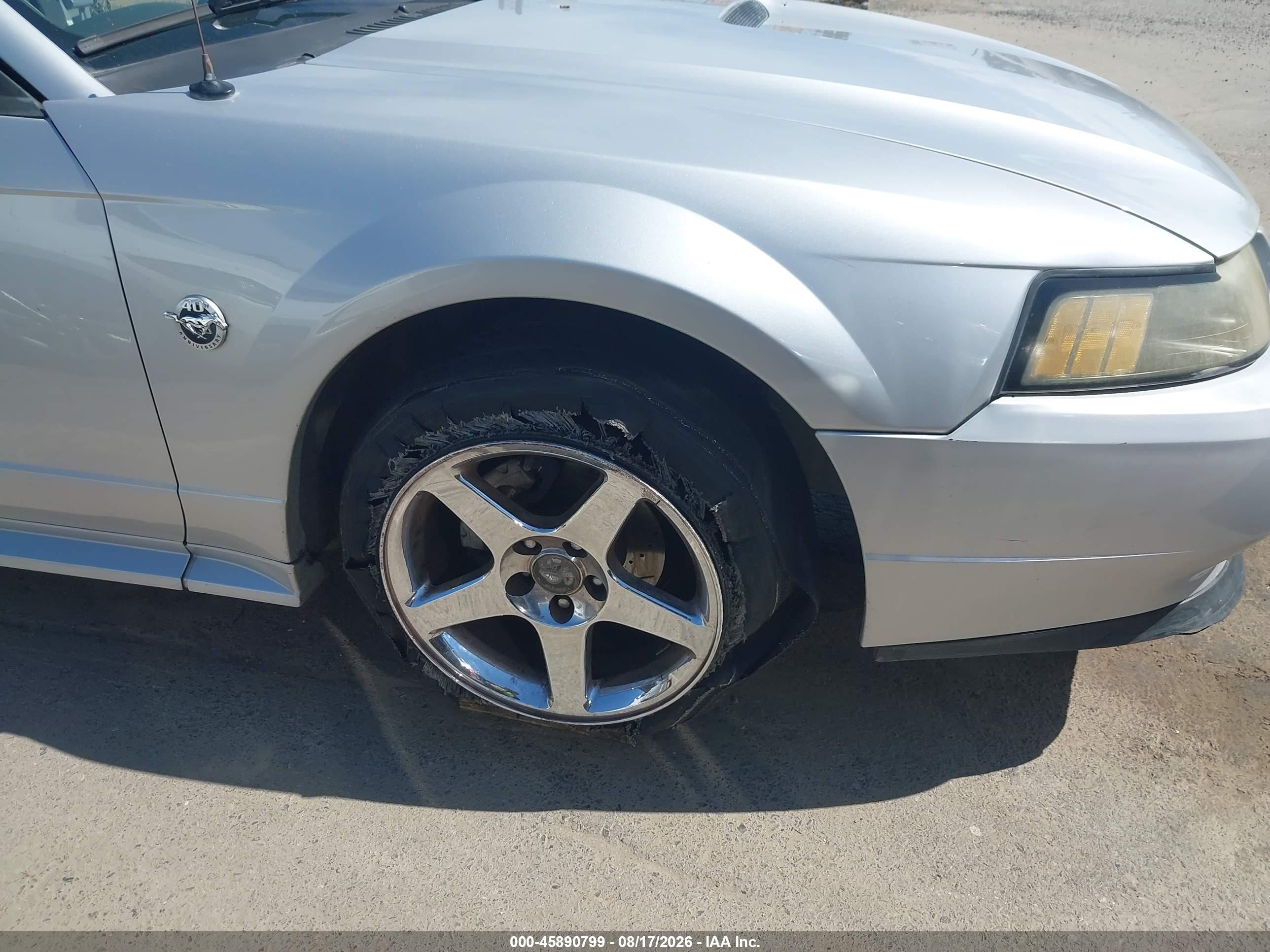 2002 Ford Mustang Deluxe/premium/standard Silver vin: 1FAFP40402F241725