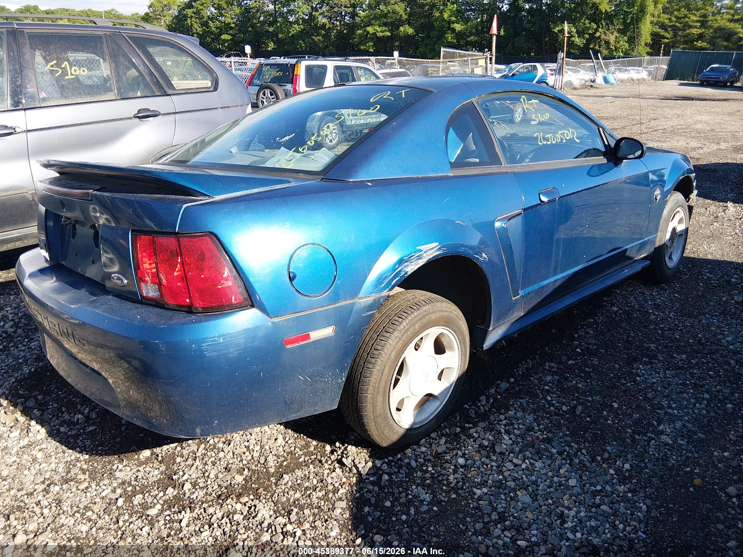 1999 Ford Mustang   Blue vin: 1FAFP4040XF210949