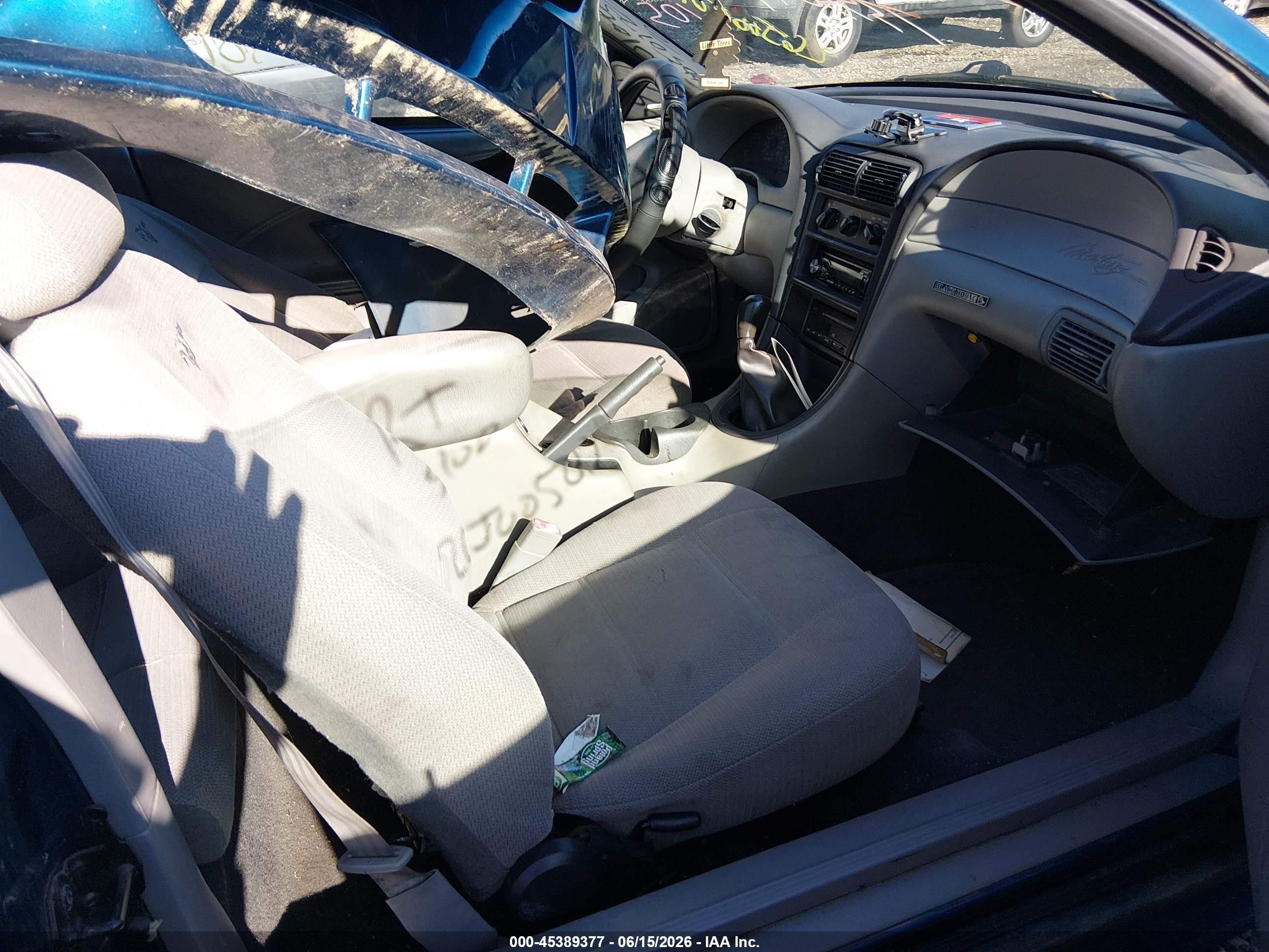 1999 Ford Mustang   Blue vin: 1FAFP4040XF210949