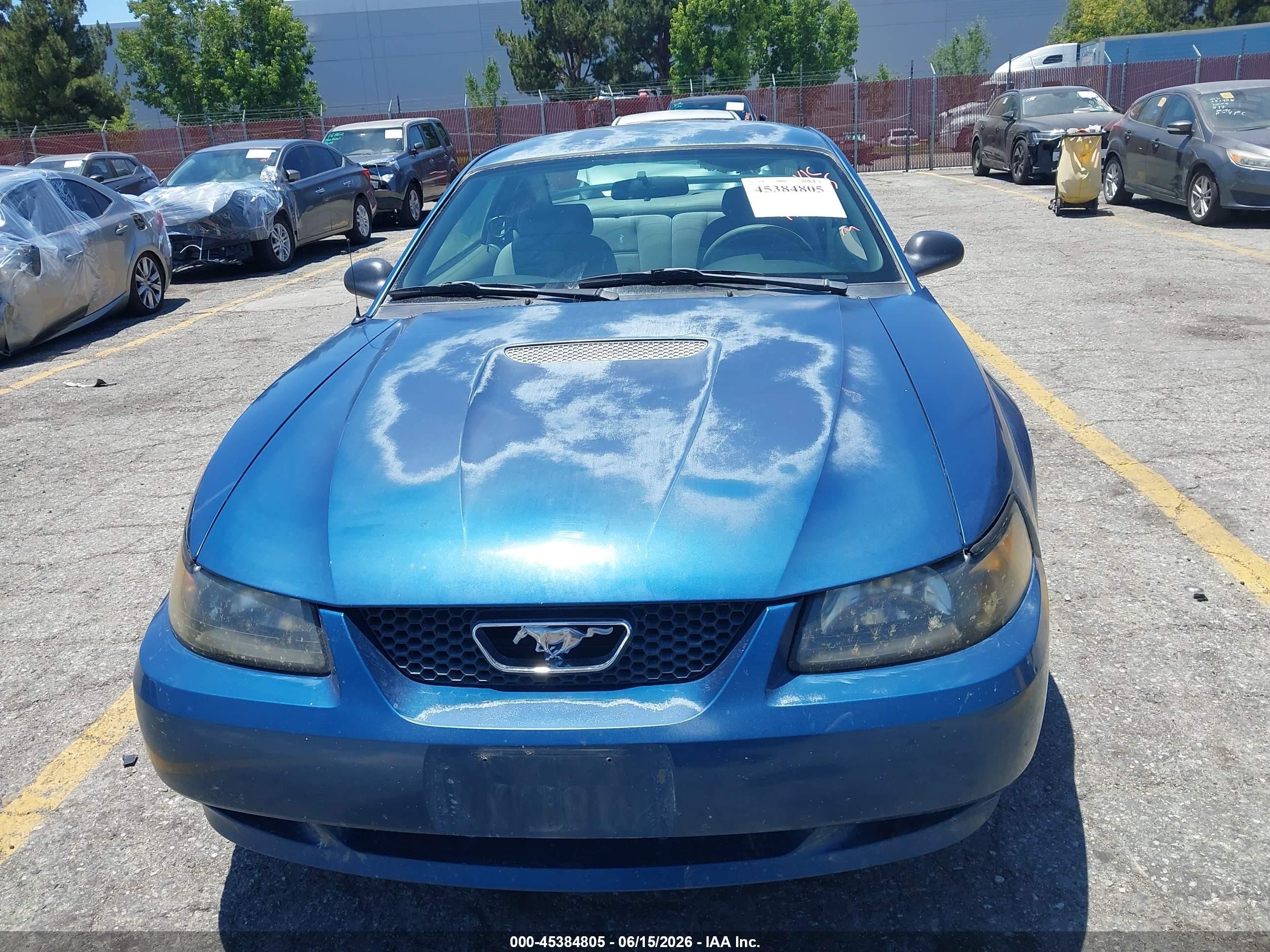 2000 Ford Mustang   Blue vin: 1FAFP4040YF178084