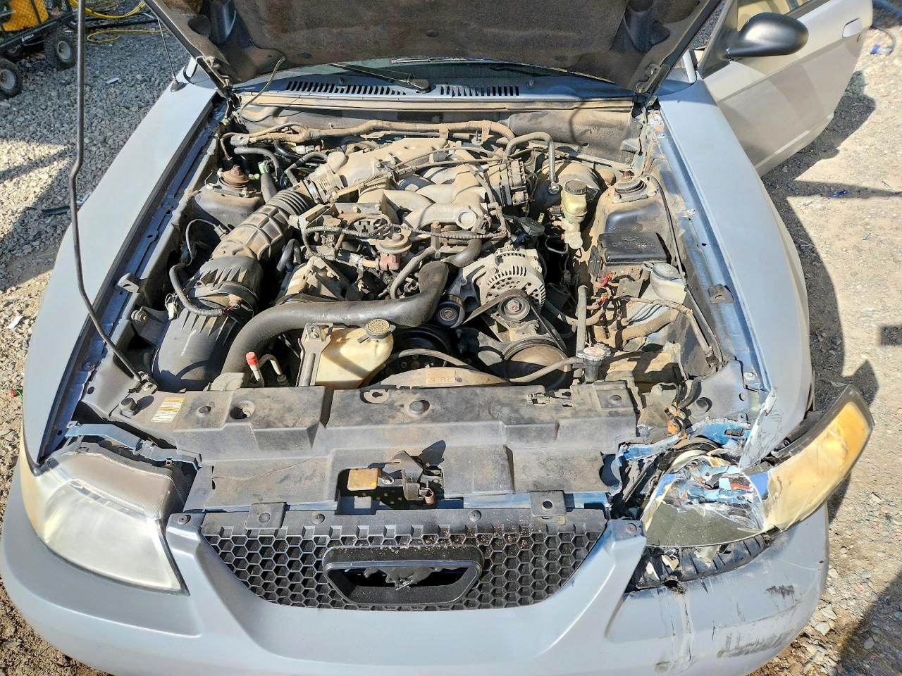 2000 Ford Mustang Gray vin: 1FAFP4040YF256640
