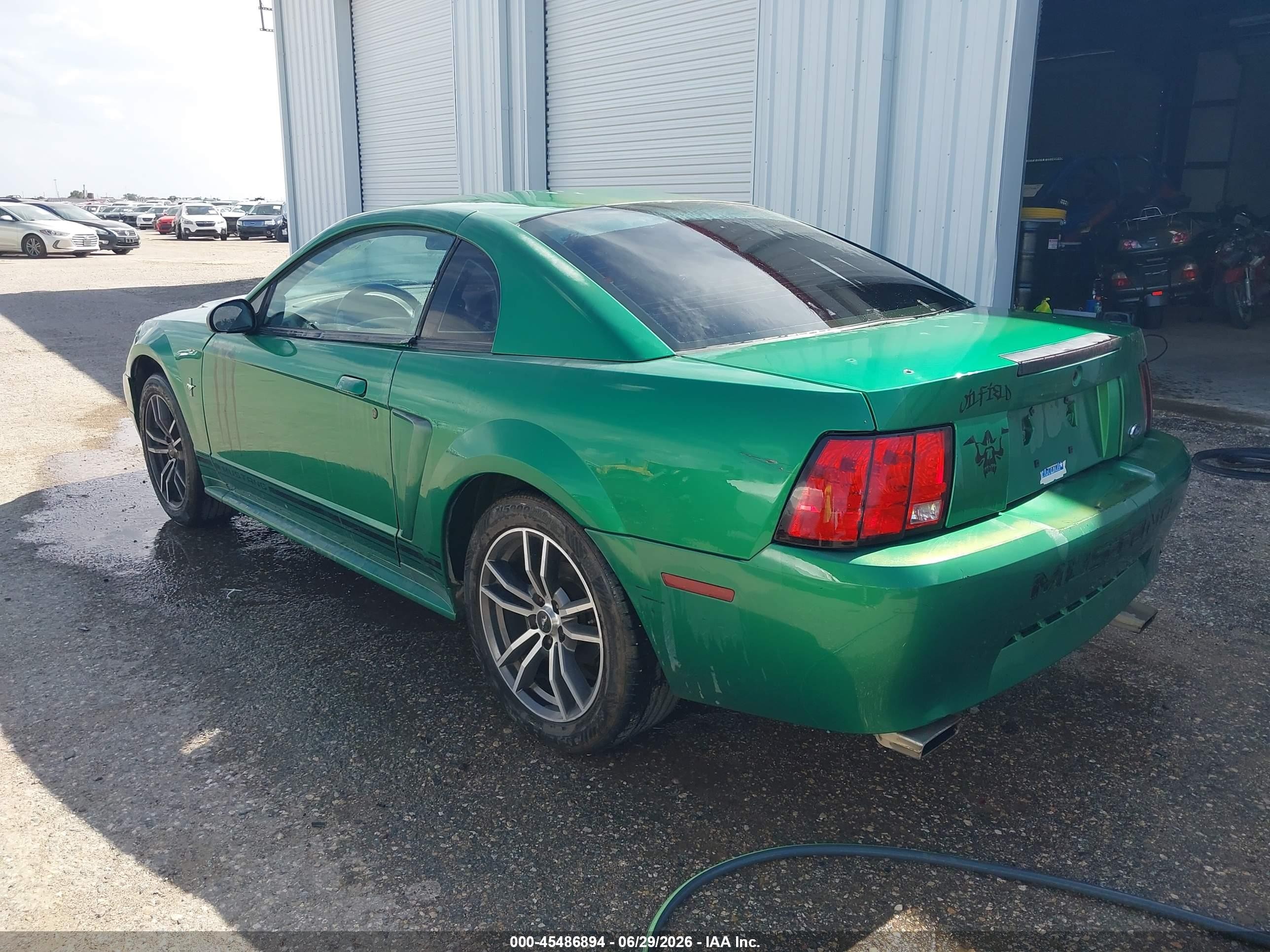 2001 Ford Mustang   Green vin: 1FAFP40411F170968