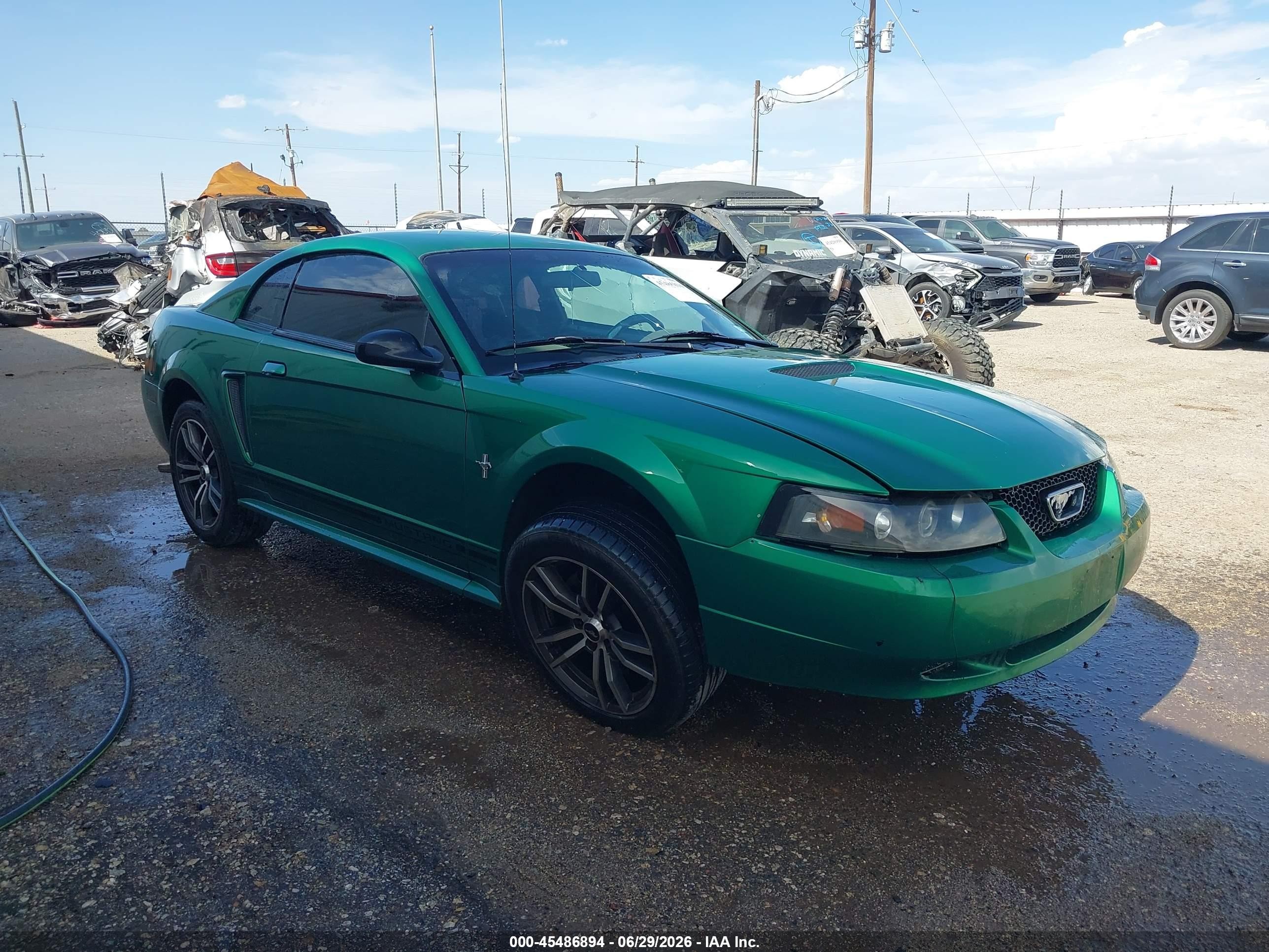 2001 Ford Mustang   Green vin: 1FAFP40411F170968