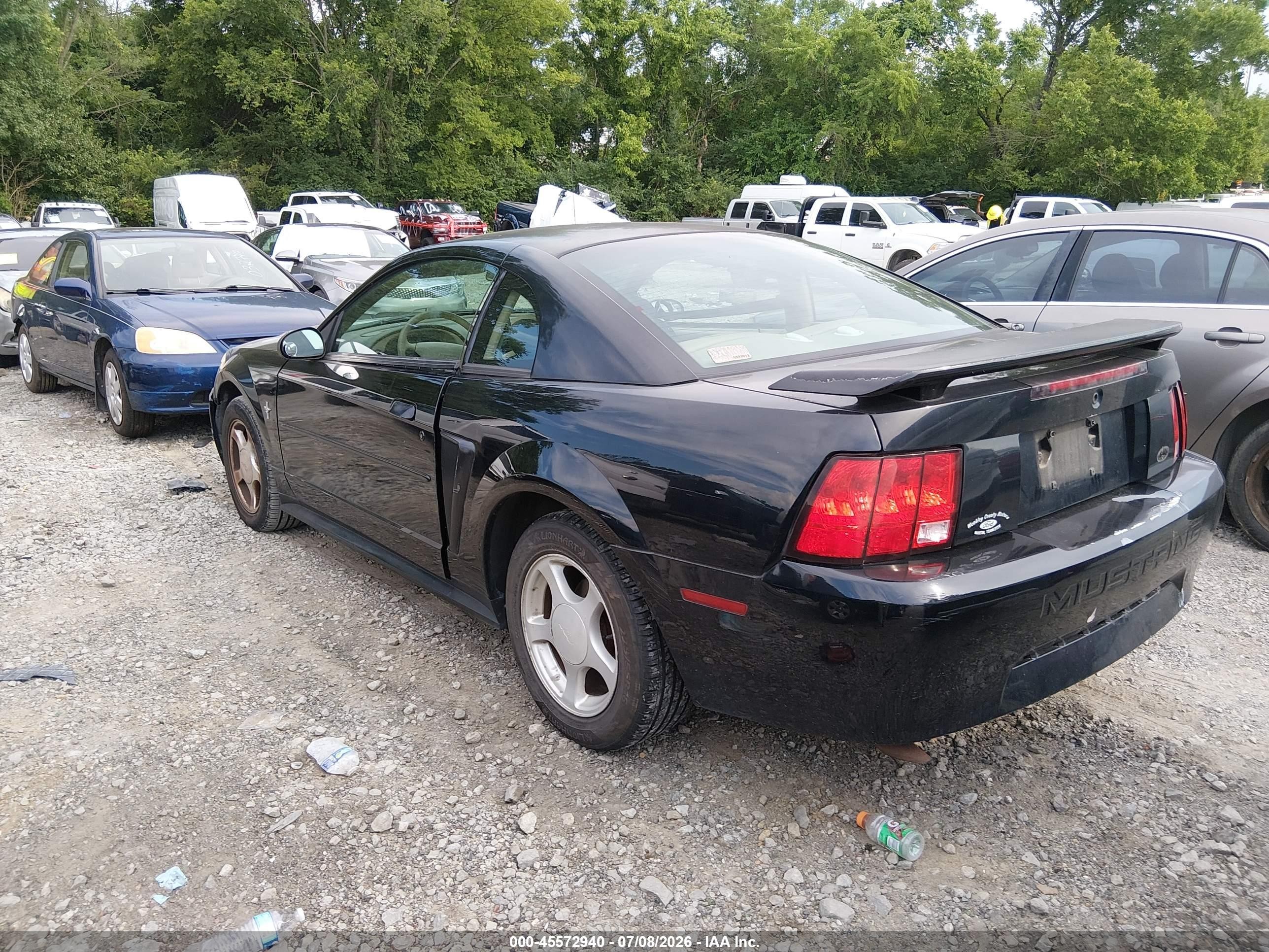2002 Ford Mustang Deluxe/premium/standard Black vin: 1FAFP40412F205655