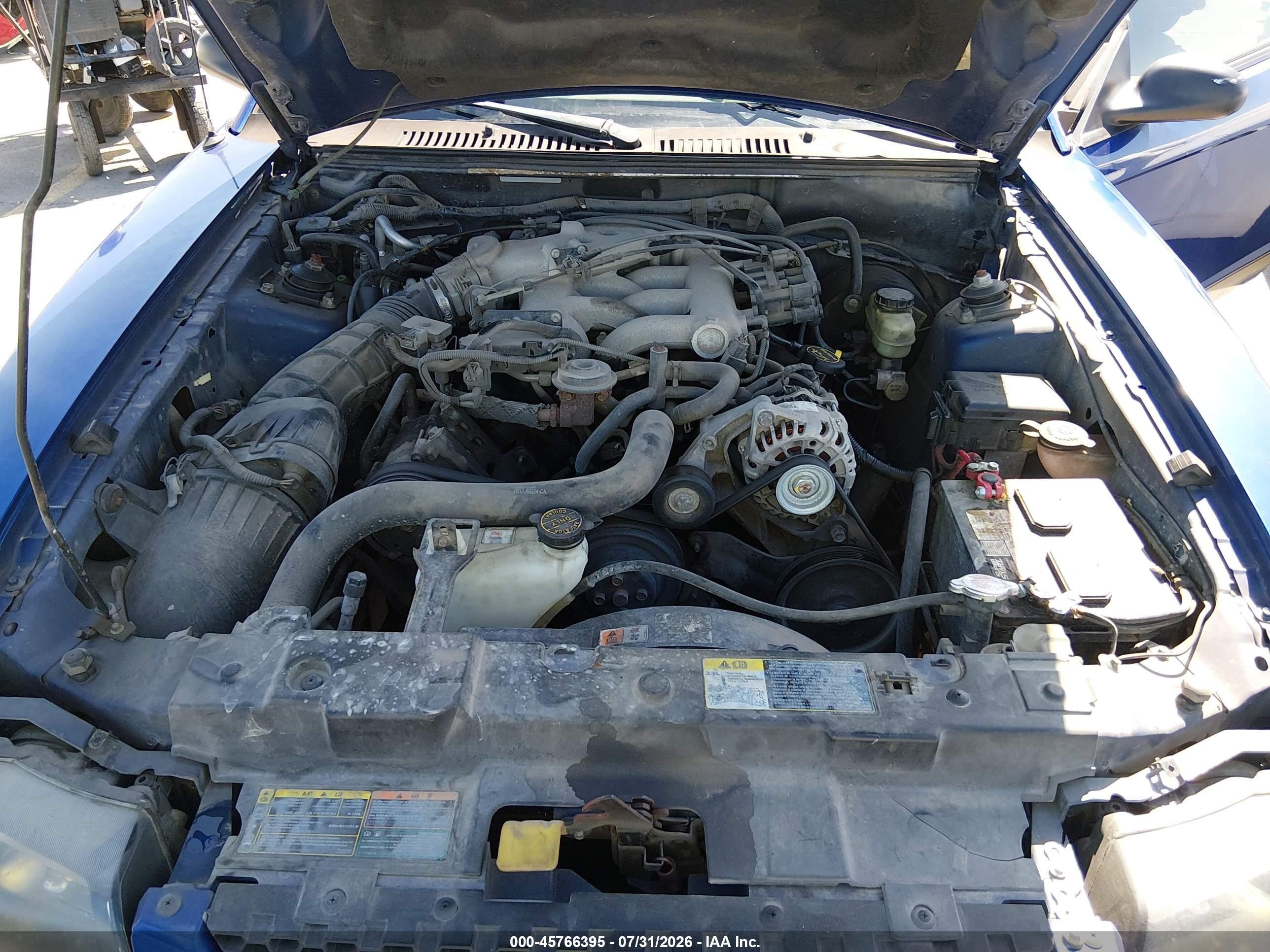 2002 Ford Mustang Deluxe/premium/standard Синий vin: 1FAFP40412F229020