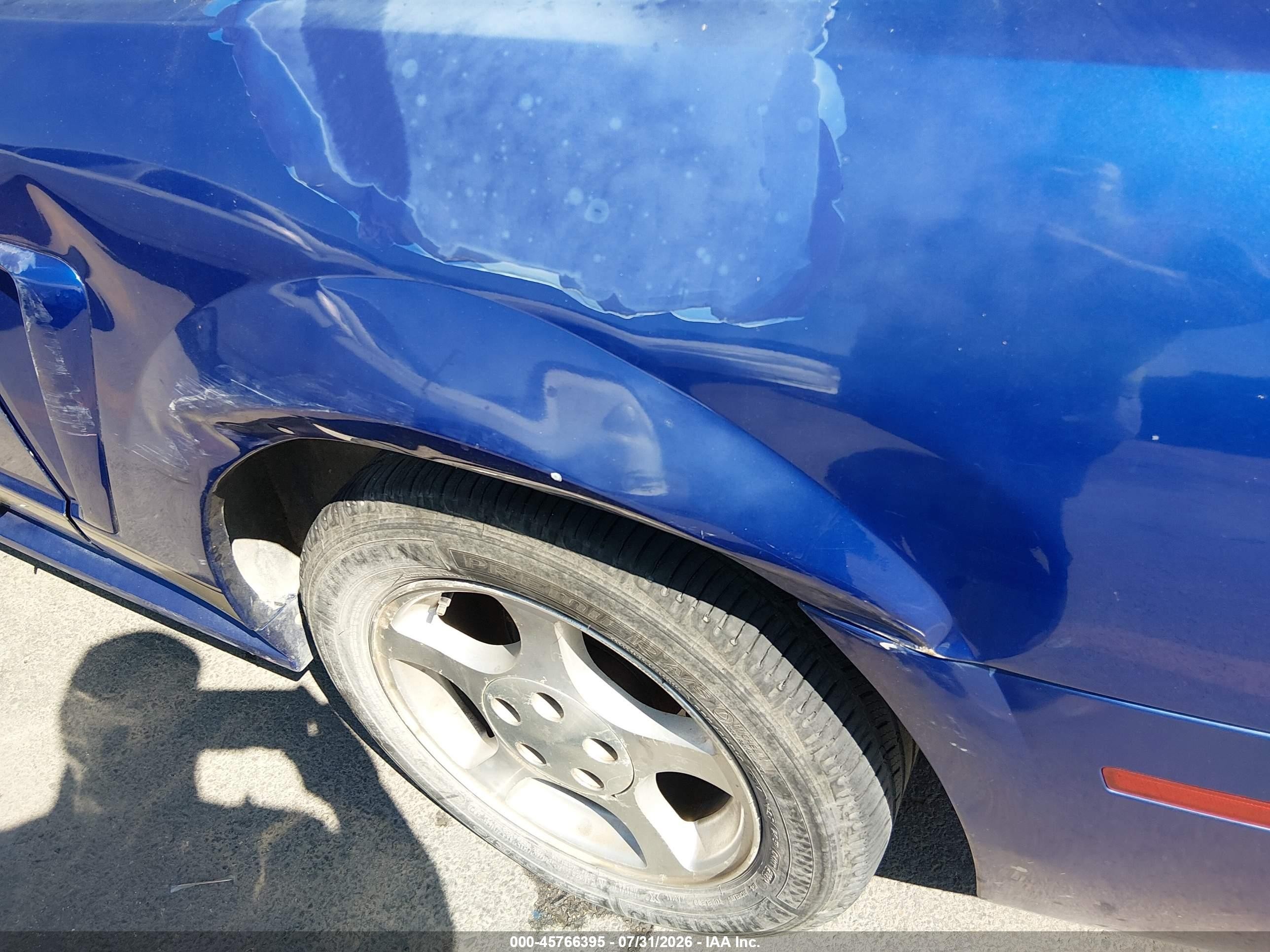 2002 Ford Mustang Deluxe/premium/standard Синий vin: 1FAFP40412F229020