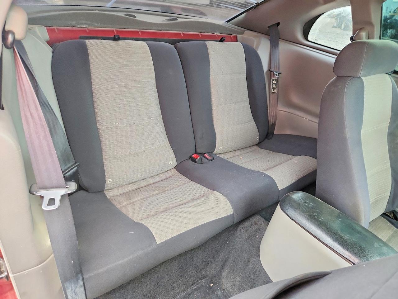 2003 Ford Mustang Red vin: 1FAFP40413F375712