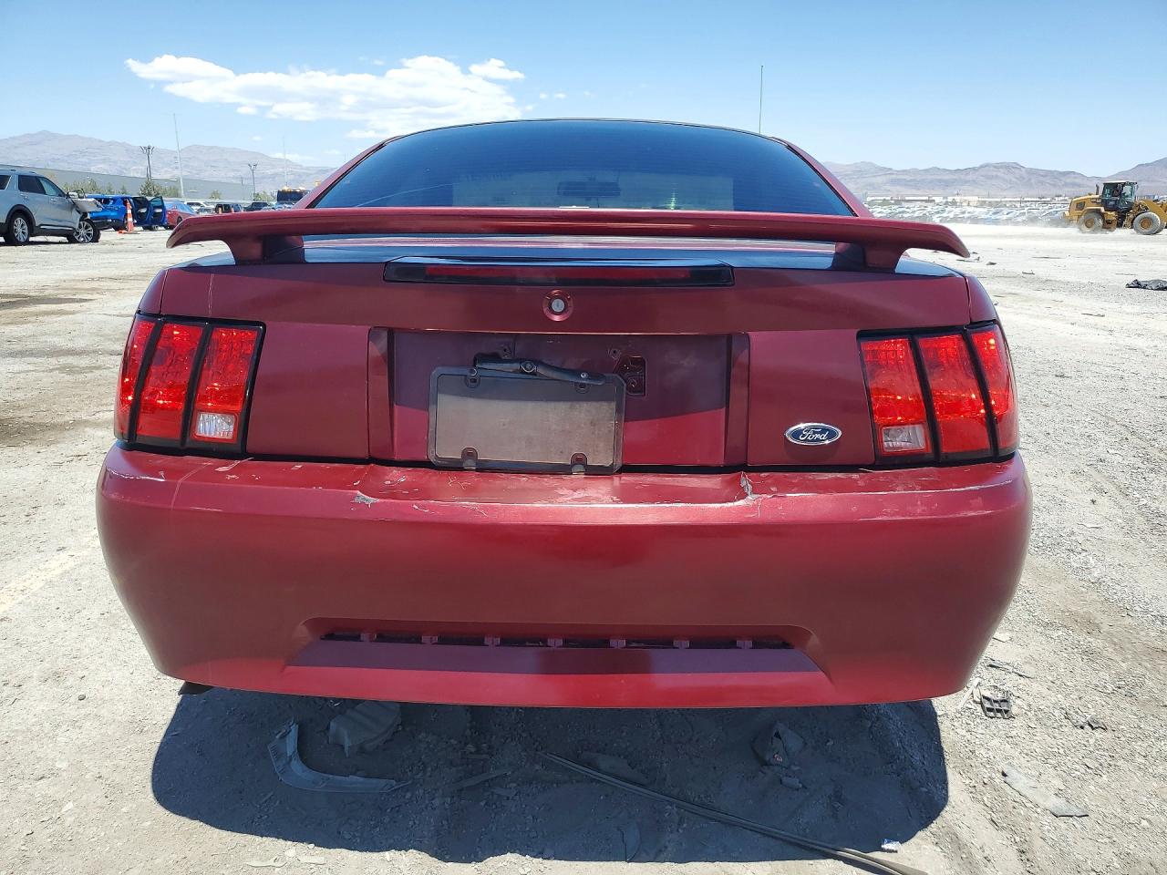 2004 Ford Mustang Burgundy vin: 1FAFP40414F113061
