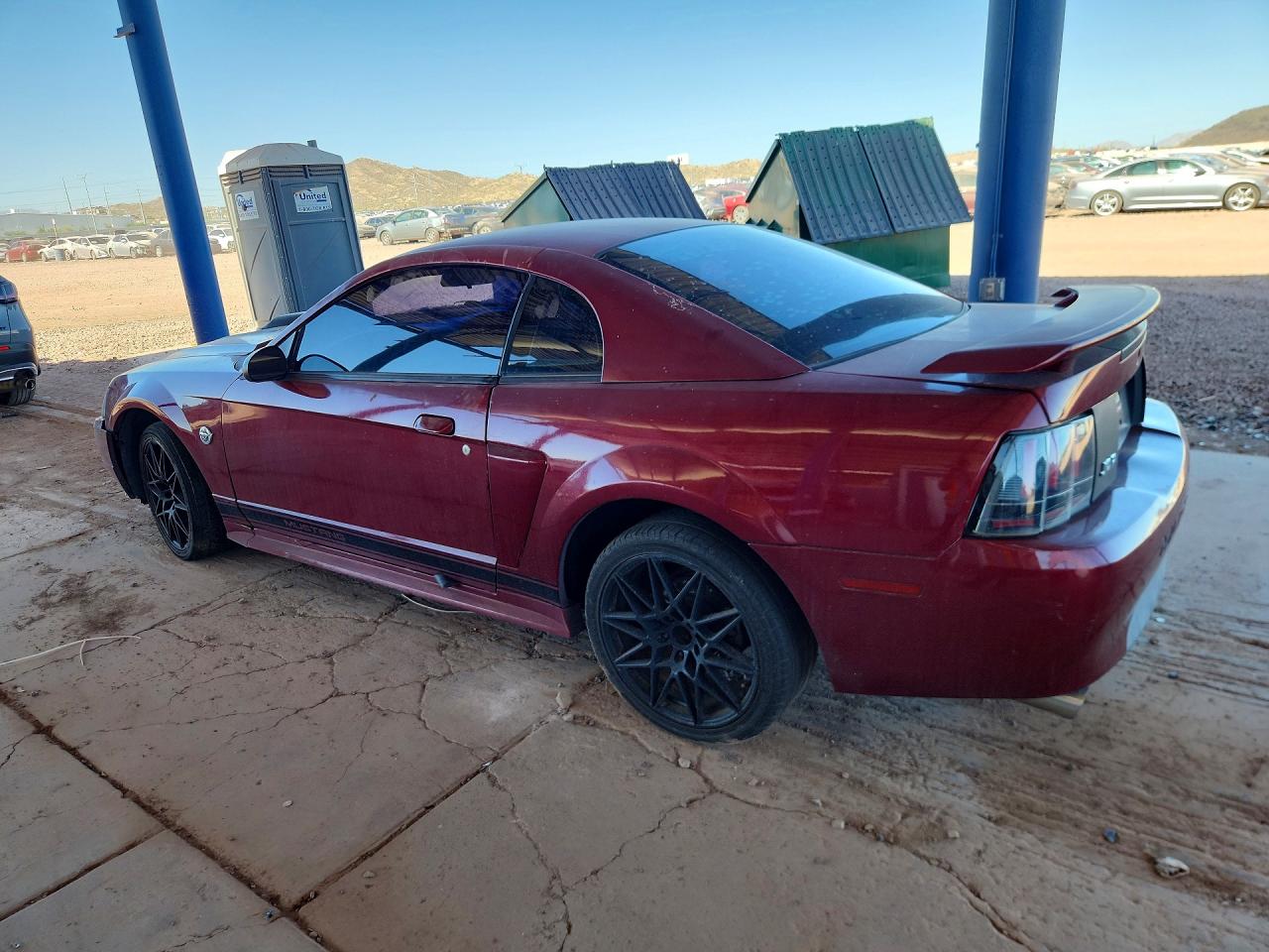 2004 Ford Mustang Burgundy vin: 1FAFP40414F115599