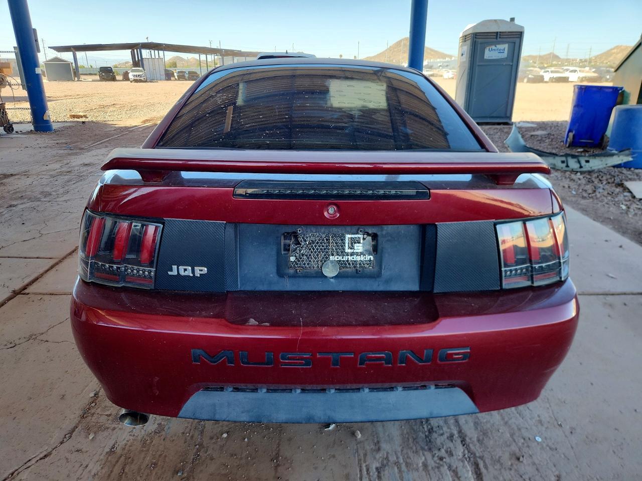 2004 Ford Mustang Burgundy vin: 1FAFP40414F115599