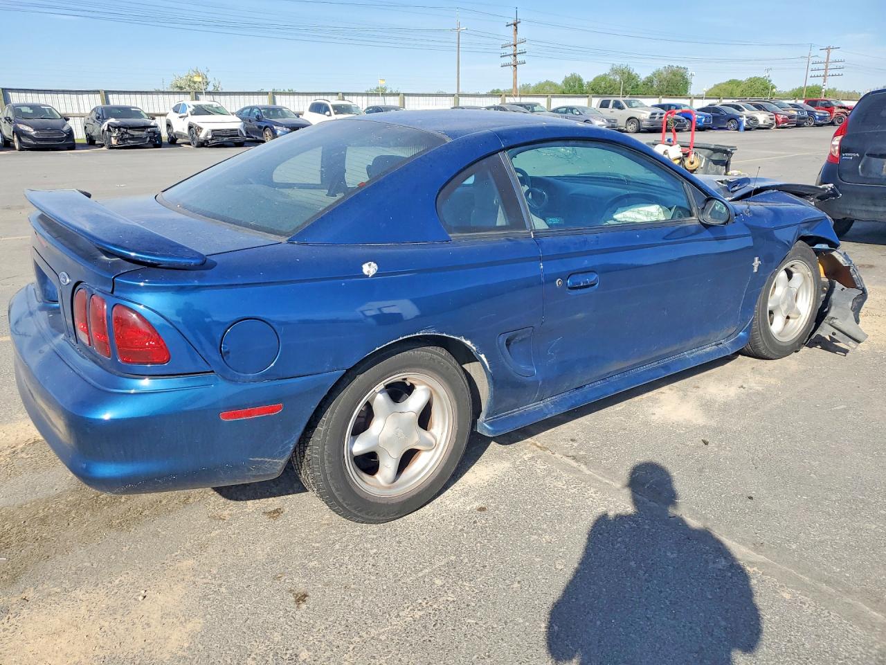 1998 Ford Mustang Blue vin: 1FAFP4041WF160075