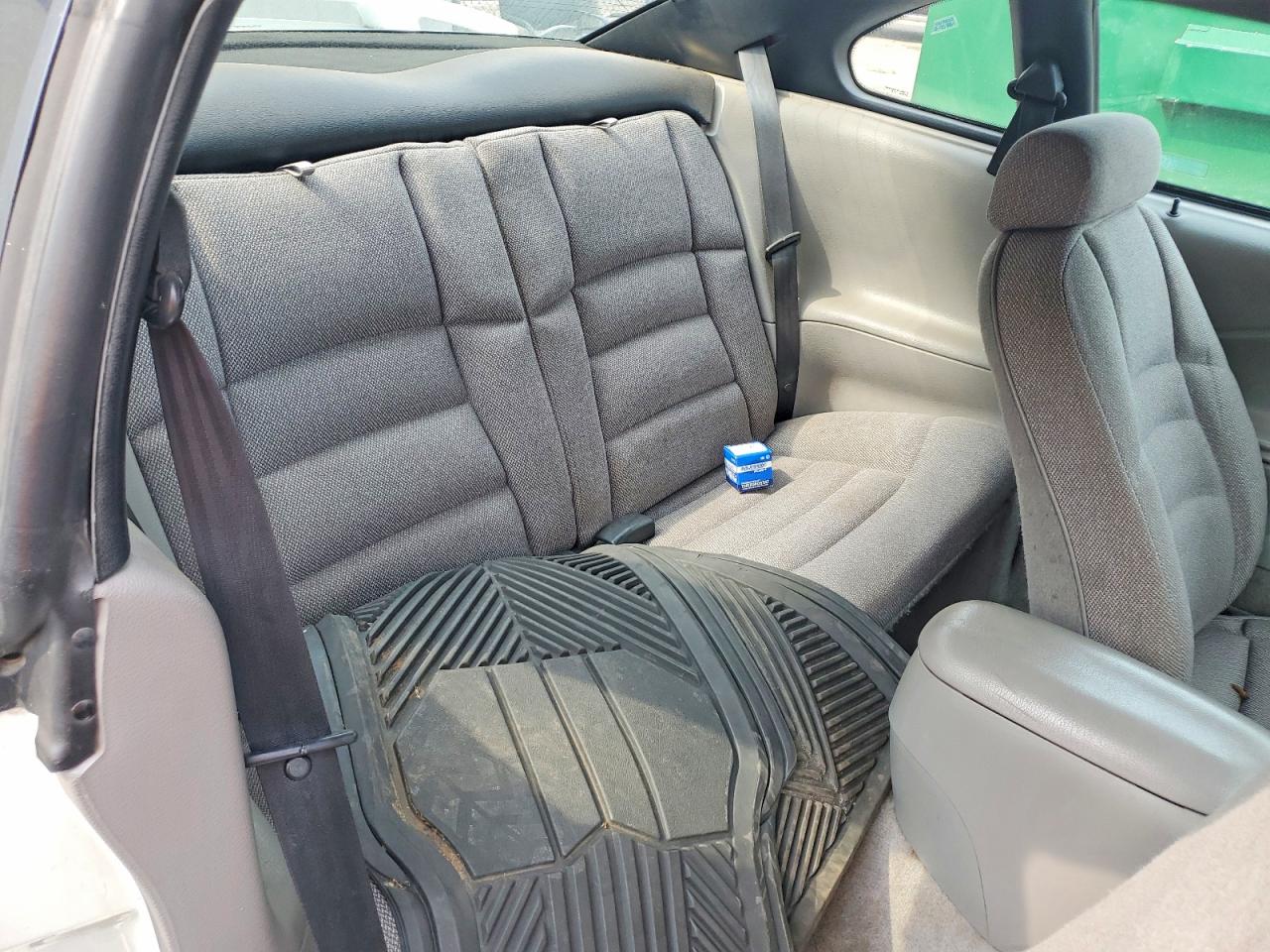 1998 Ford Mustang Белый vin: 1FAFP4041WF186692