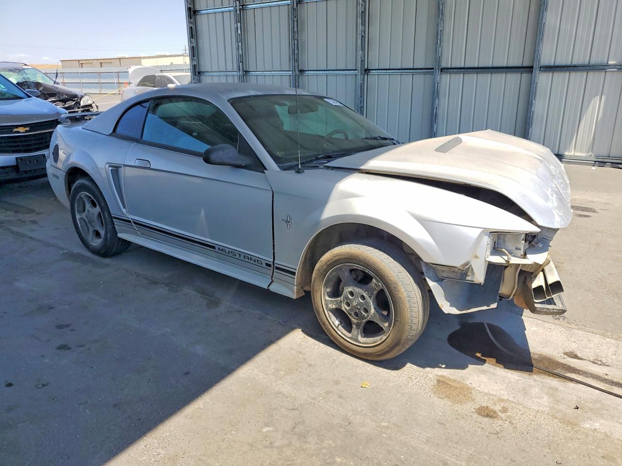 2001 Ford Mustang Silver vin: 1FAFP40421F109841