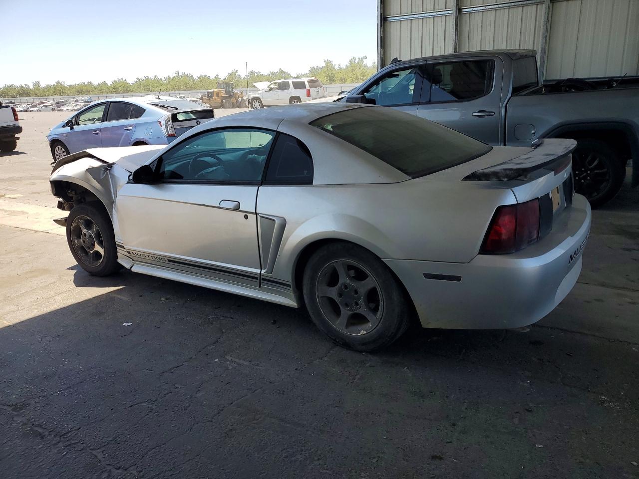 2001 Ford Mustang Silver vin: 1FAFP40421F109841